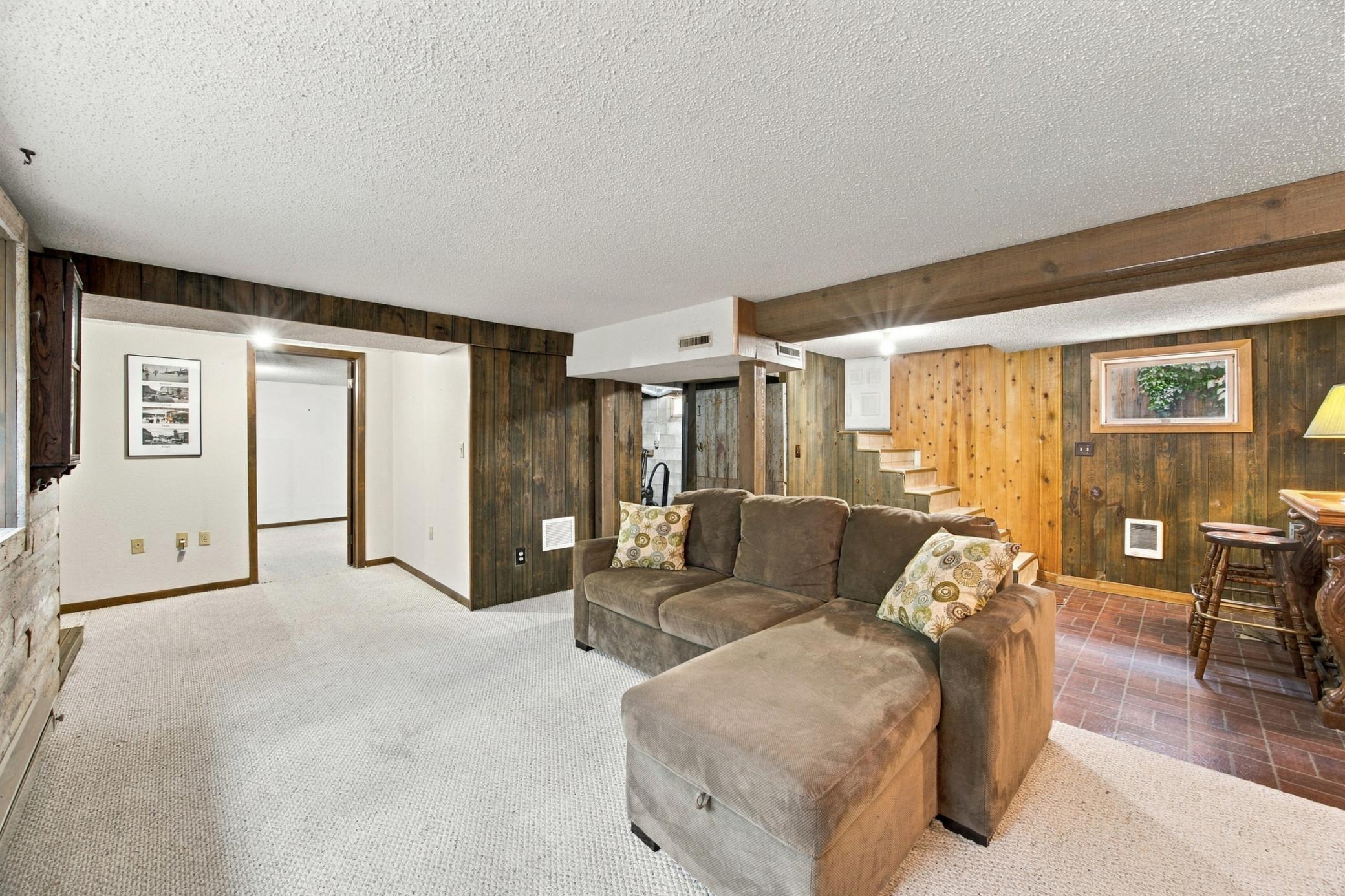1916 single family home for sale at 1104 7th Street N in Fargo, ND — 4 bed, 3 bath (photo 37 of 46)