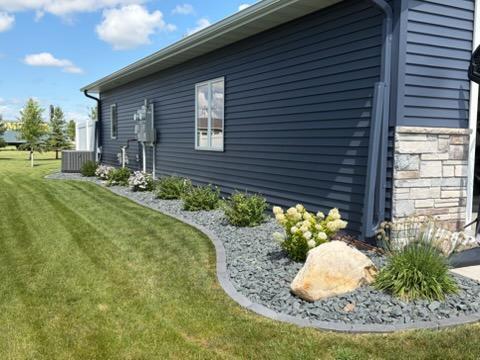 2021 single family home for sale at 1294 Linden Court in Wahpeton, ND — 3 bed, 3 bath (photo 6 of 7)