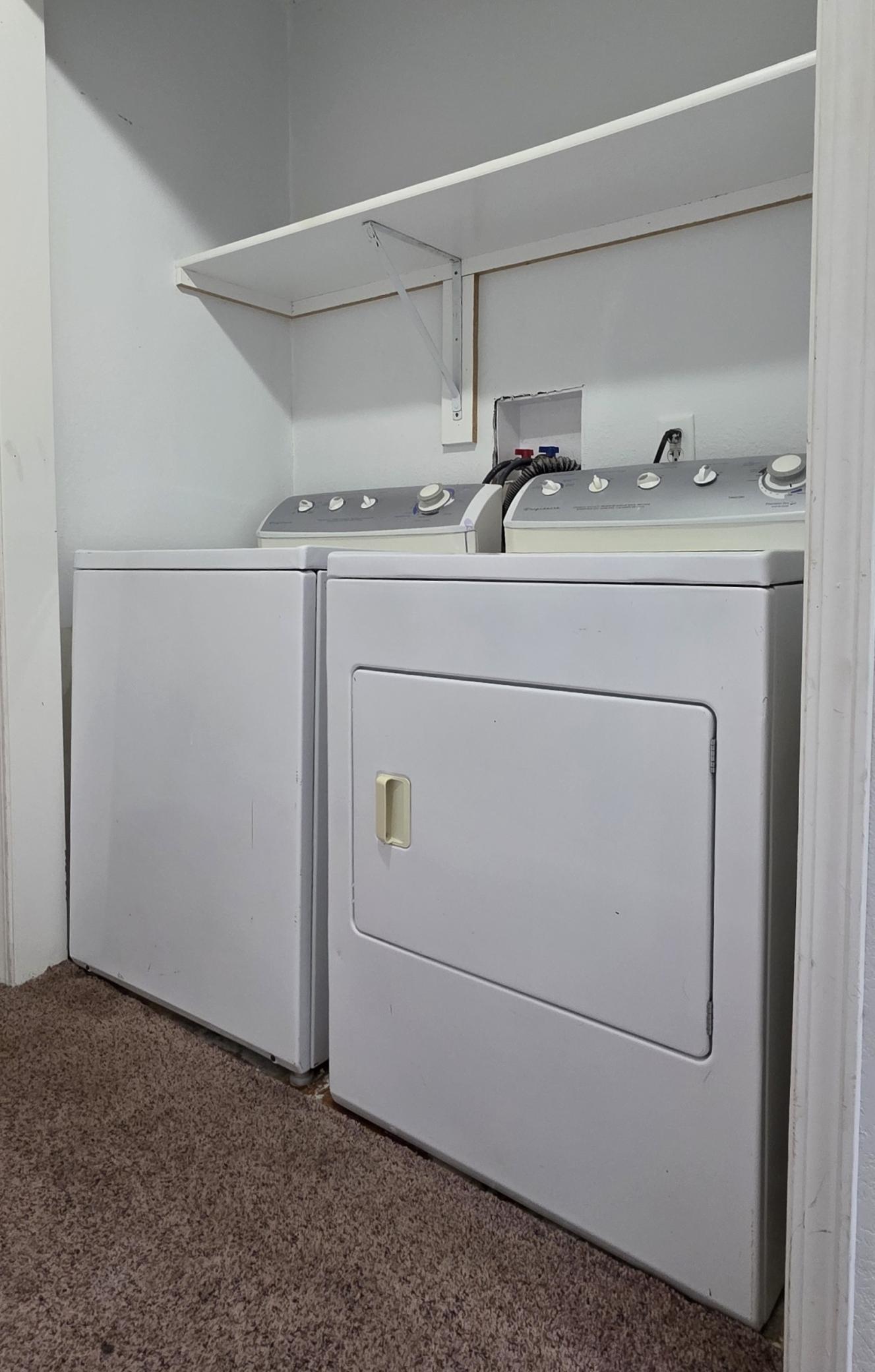 1900 single family home for sale at 828 4th Avenue SW in Valley City, ND — 2 bed, 2 bath (photo 14 of 25)