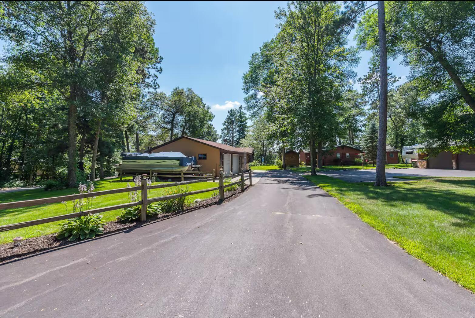 1986 single family home for sale at 30275 Pequot Boulevard in Pequot Lakes, MN — 3 bed, 3 bath (photo 36 of 67)