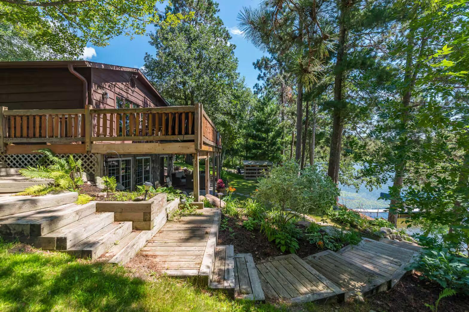1986 single family home for sale at 30275 Pequot Boulevard in Pequot Lakes, MN — 3 bed, 3 bath (photo 42 of 67)