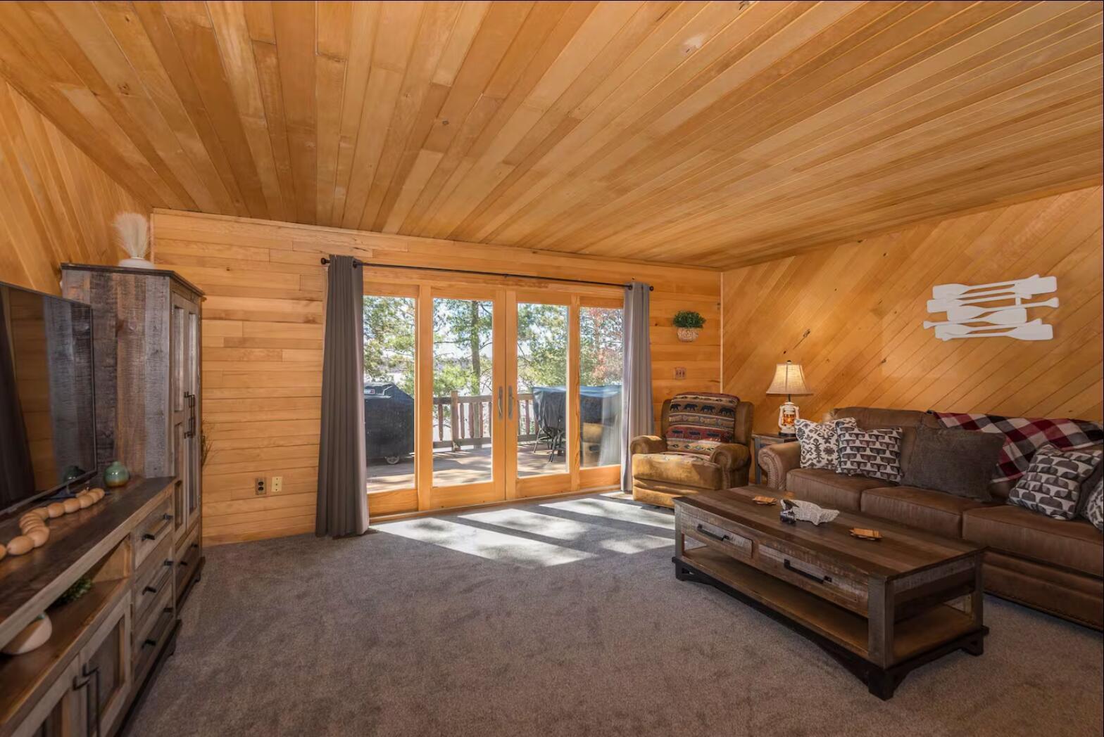 1986 single family home for sale at 30275 Pequot Boulevard in Pequot Lakes, MN — 3 bed, 3 bath (photo 51 of 67)