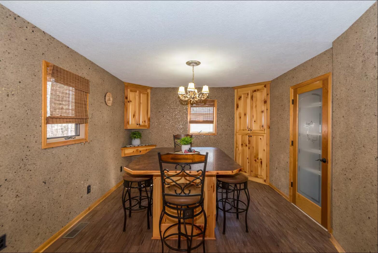 1986 single family home for sale at 30275 Pequot Boulevard in Pequot Lakes, MN — 3 bed, 3 bath (photo 57 of 67)