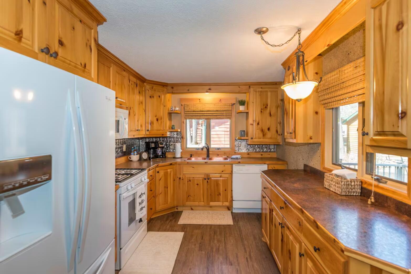 1986 single family home for sale at 30275 Pequot Boulevard in Pequot Lakes, MN — 3 bed, 3 bath (photo 58 of 67)