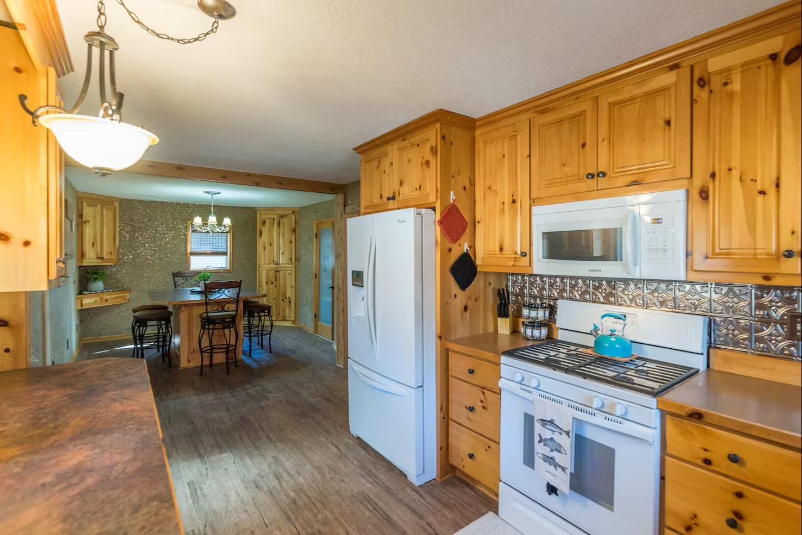 1986 single family home for sale at 30275 Pequot Boulevard in Pequot Lakes, MN — 3 bed, 3 bath (photo 59 of 67)