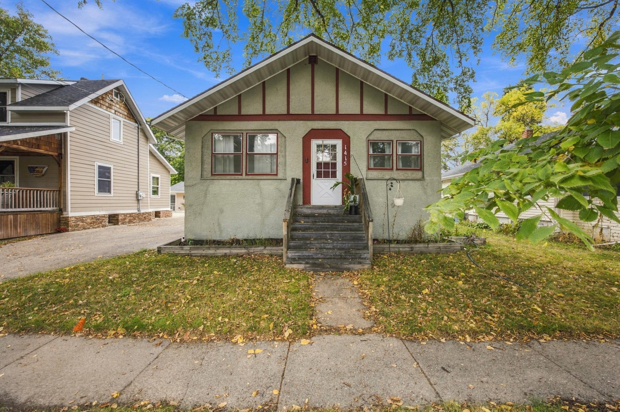 1415 8th Avenue S, Fargo, ND
