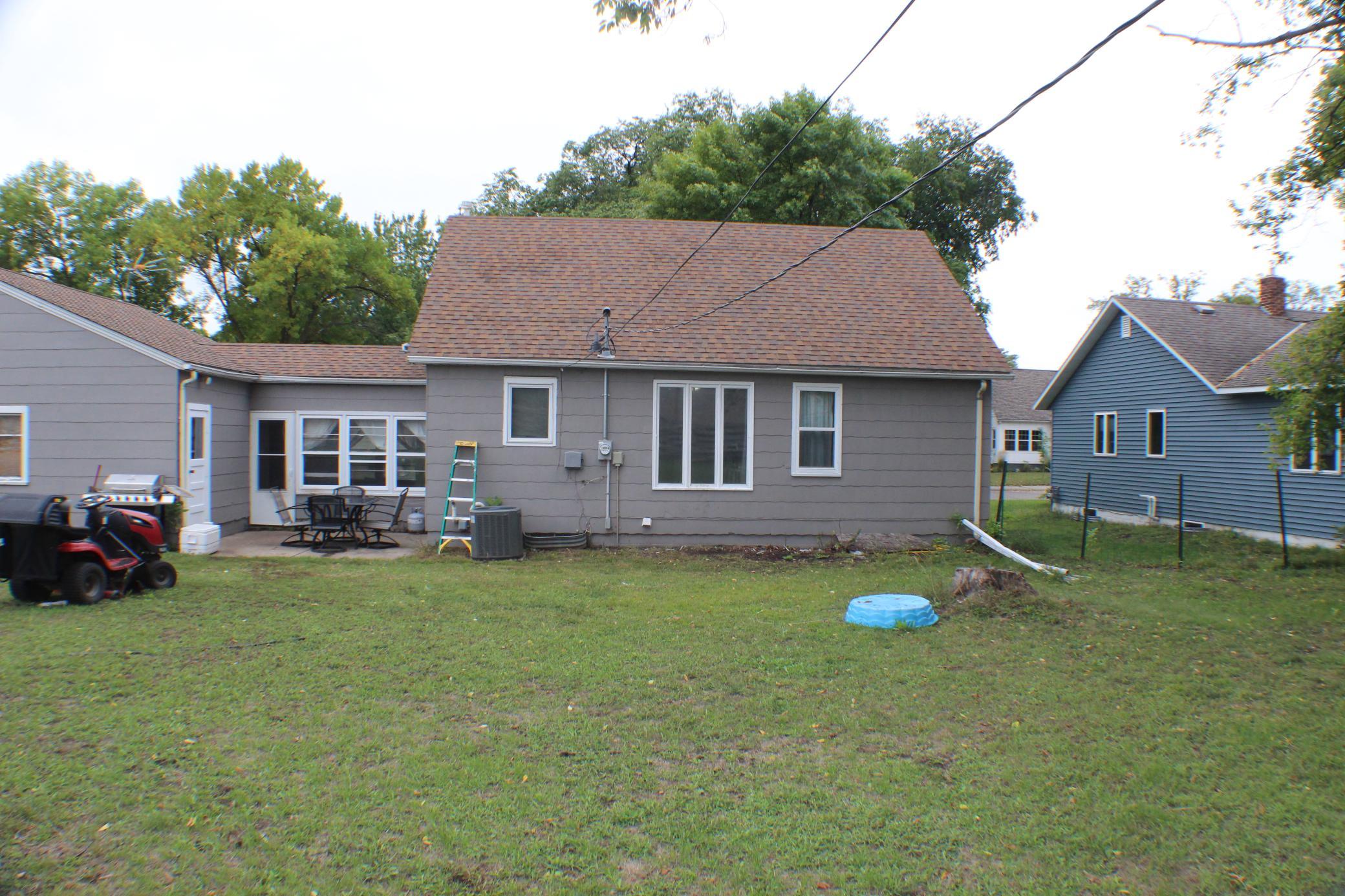 1951 single family home for sale at 1409 Fillmore Street in Alexandria, MN — 3 bed, 2 bath (photo 22 of 24)