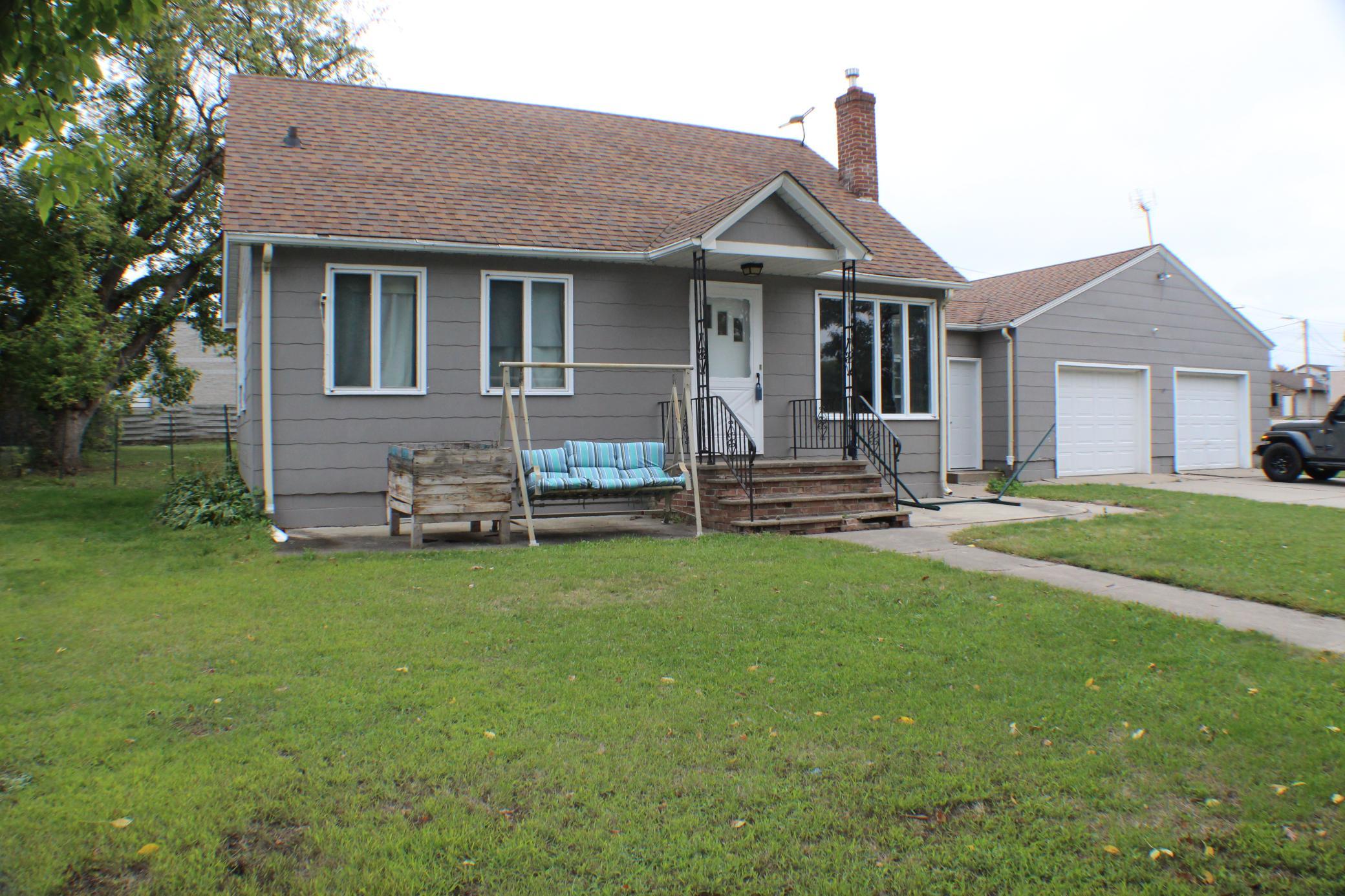 1951 single family home for sale at 1409 Fillmore Street in Alexandria, MN — 3 bed, 2 bath (photo 24 of 24)