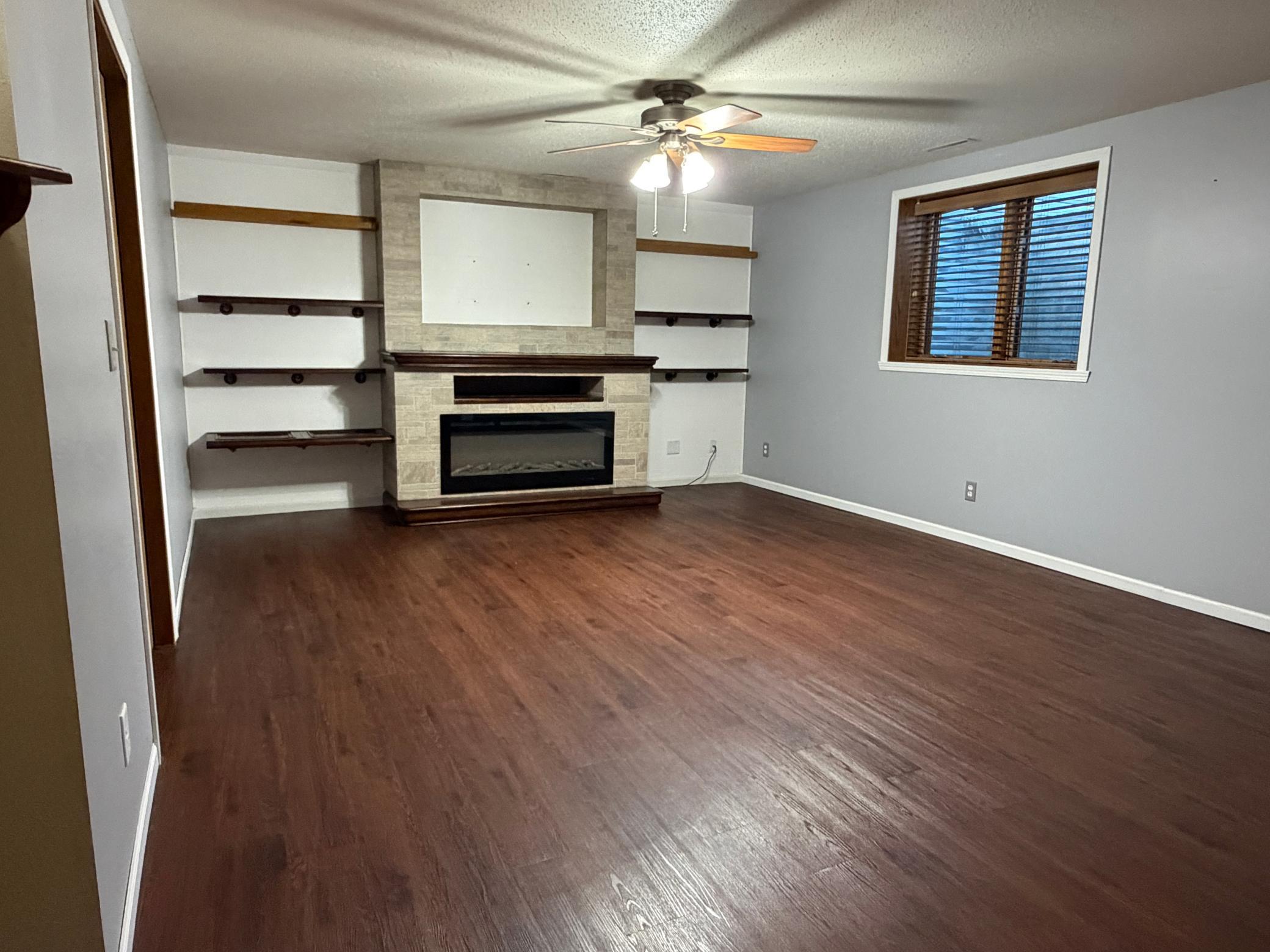 2005 single family home for sale at 604 10th Avenue SE in Barnesville, MN — 5 bed, 2 bath (photo 35 of 56)