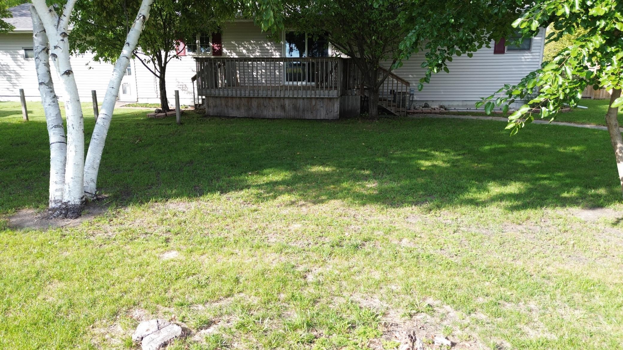 2005 single family home for sale at 604 10th Avenue SE in Barnesville, MN — 5 bed, 2 bath (photo 5 of 56)