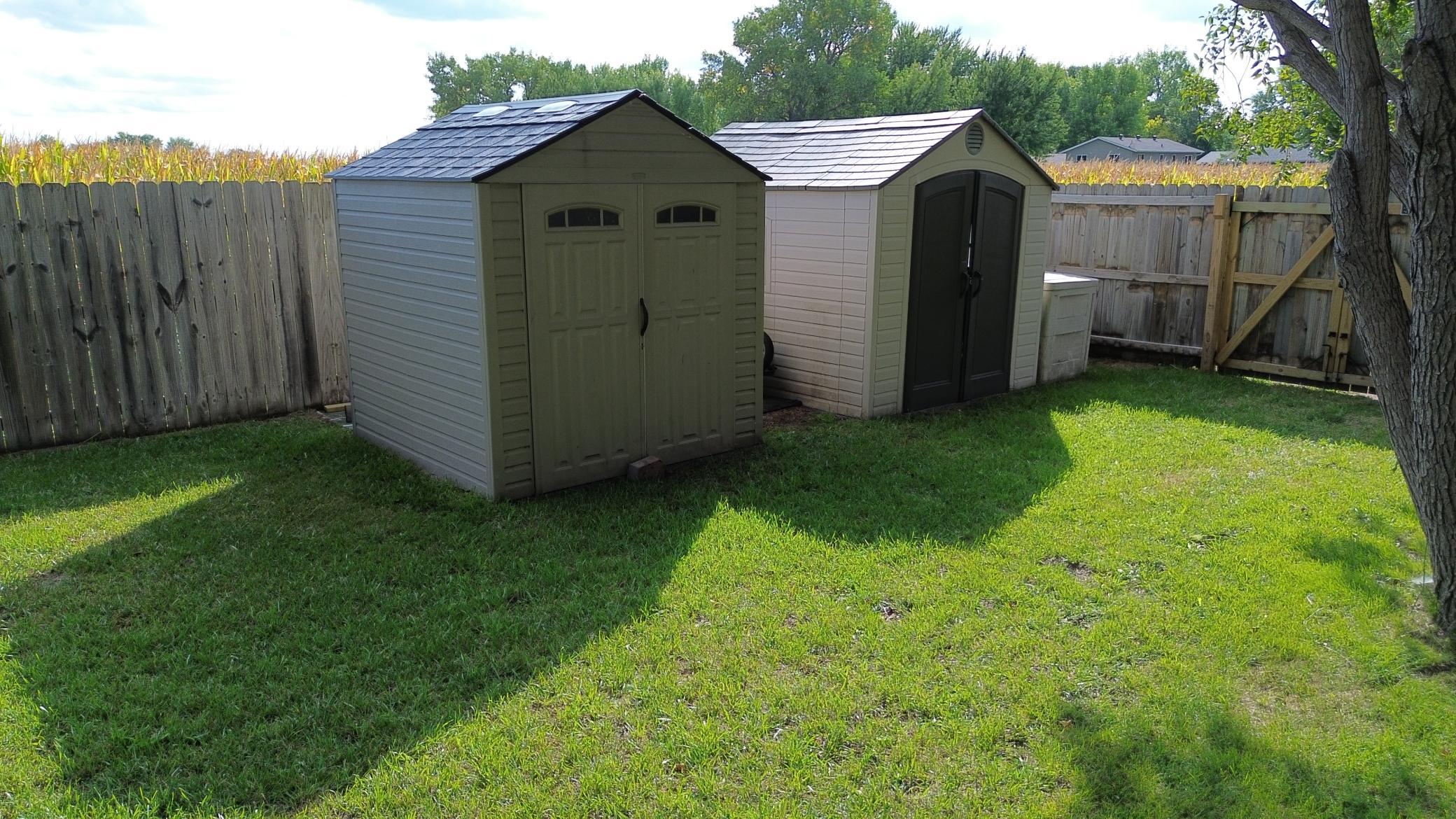 2005 single family home for sale at 604 10th Avenue SE in Barnesville, MN — 5 bed, 2 bath (photo 9 of 56)
