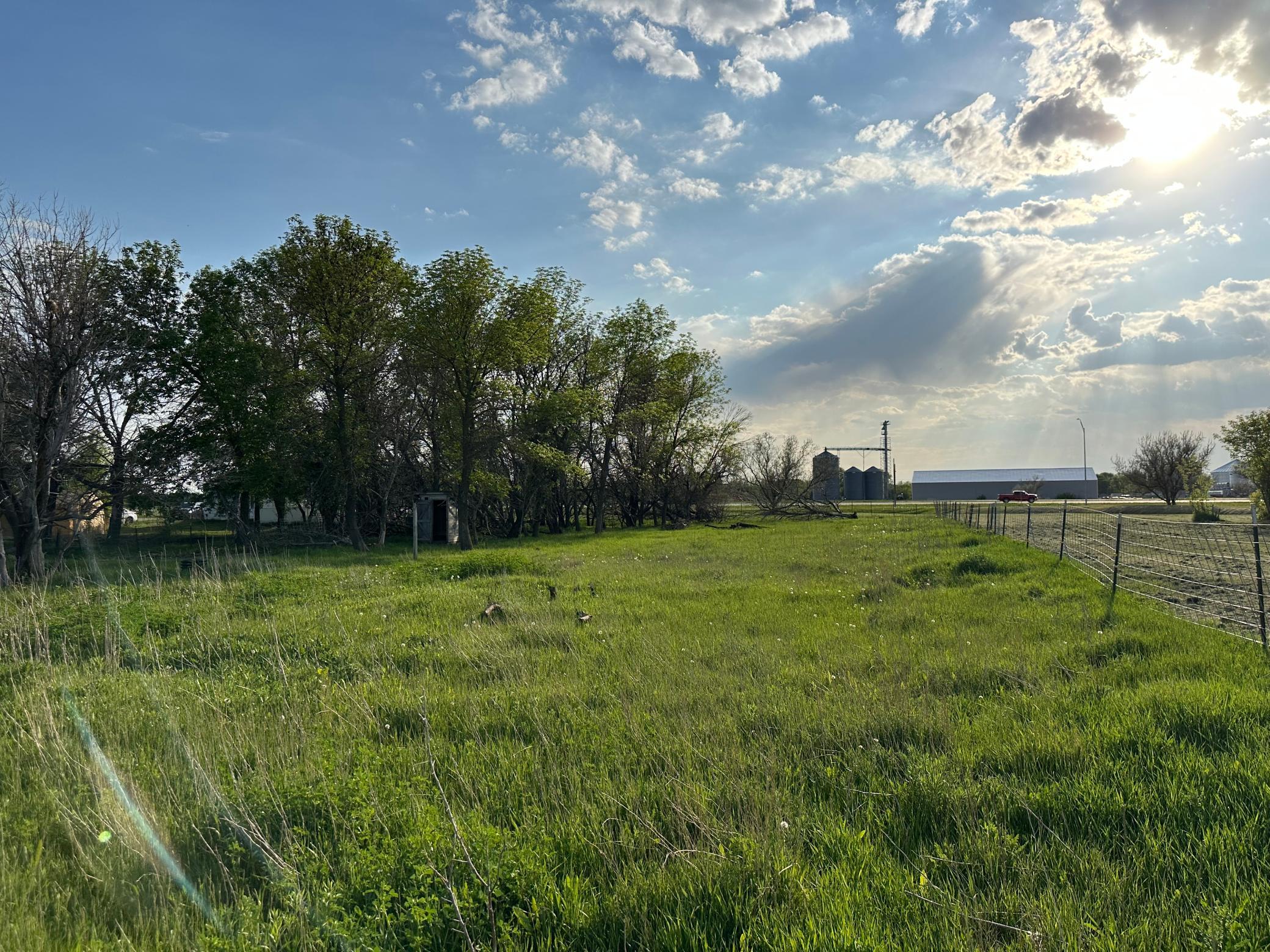 1974 single family home for sale at 1582 NE Freedom Avenue in Manvel, ND — 2 bed, 1 bath (photo 11 of 55)