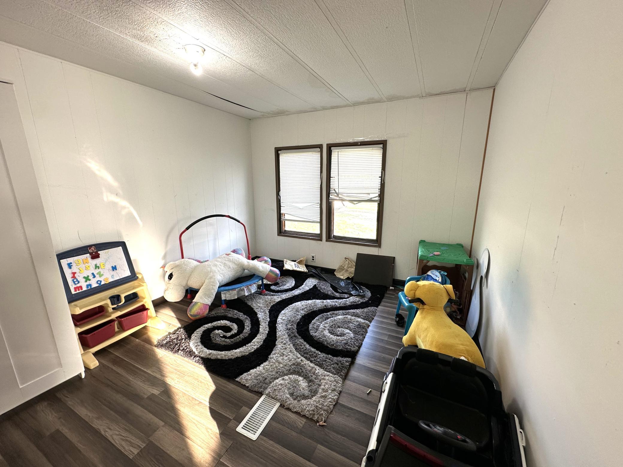 1974 single family home for sale at 1582 NE Freedom Avenue in Manvel, ND — 2 bed, 1 bath (photo 27 of 55)