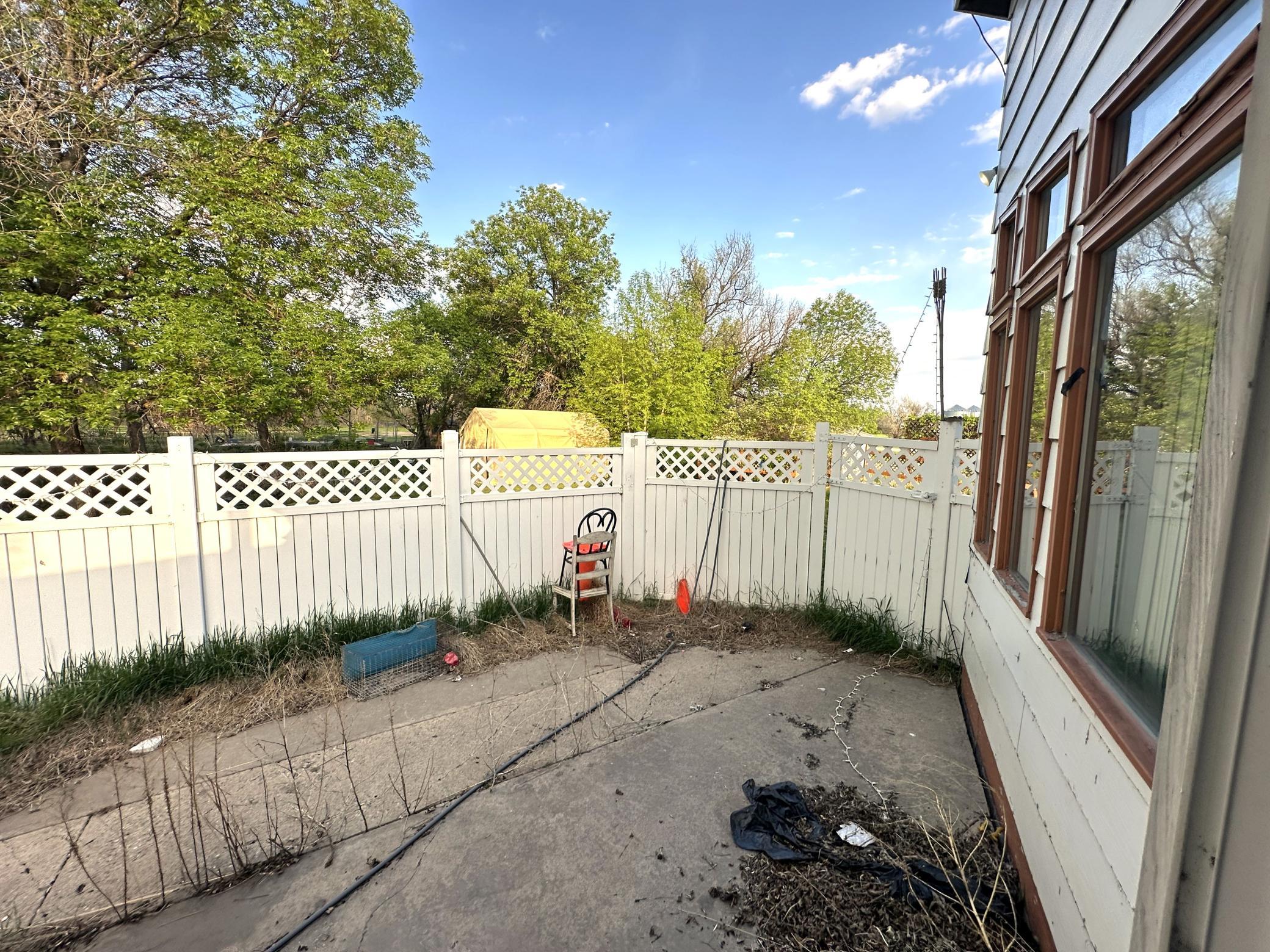 1974 single family home for sale at 1582 NE Freedom Avenue in Manvel, ND — 2 bed, 1 bath (photo 38 of 55)