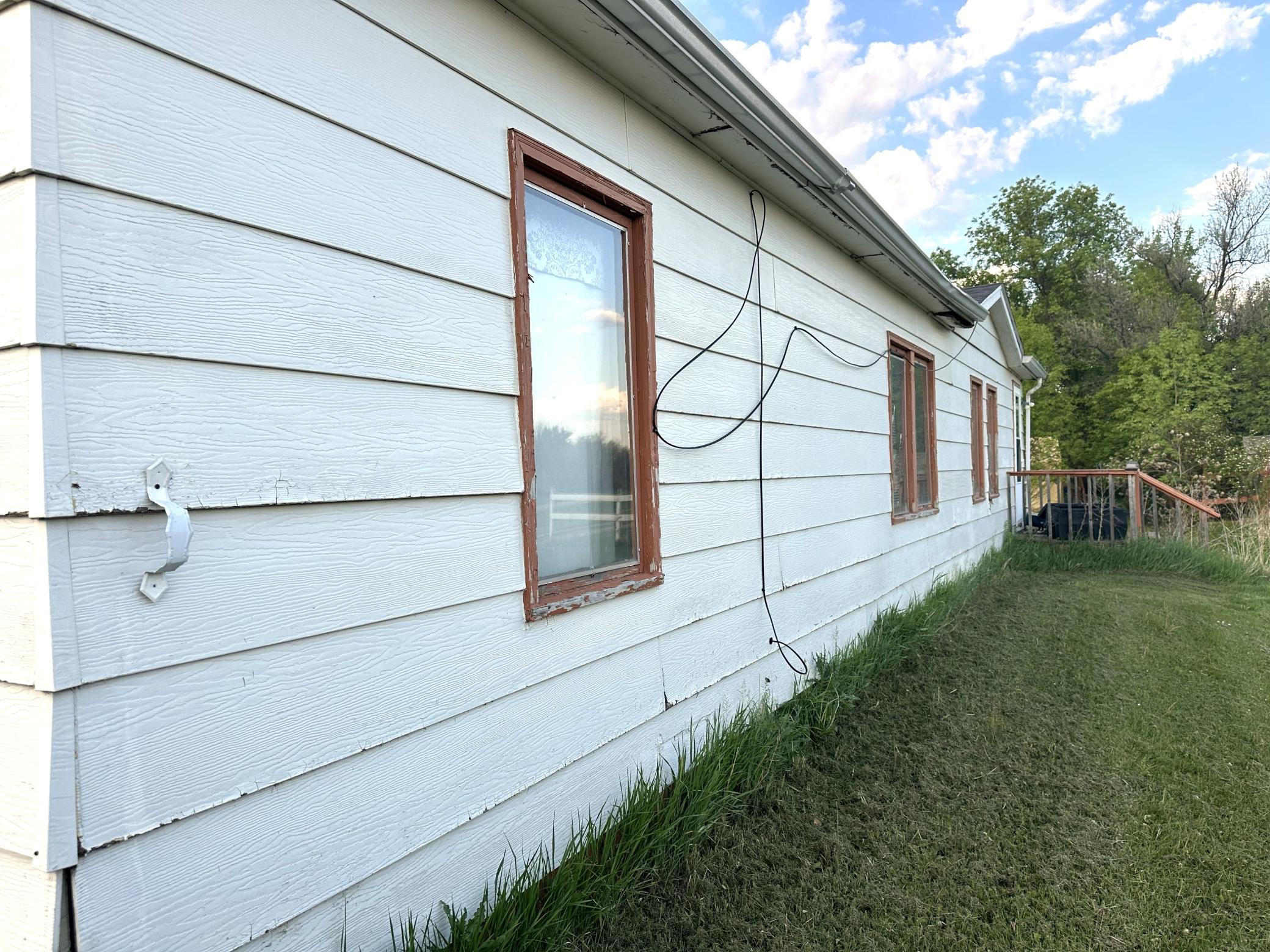 1974 single family home for sale at 1582 NE Freedom Avenue in Manvel, ND — 2 bed, 1 bath (photo 44 of 55)