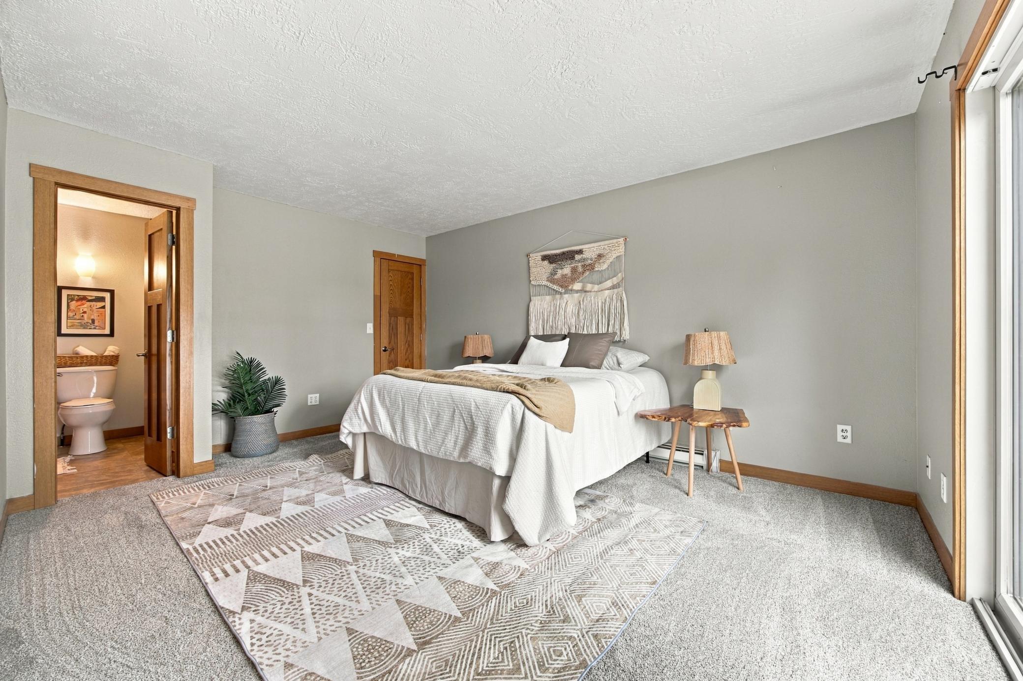 1981 single family home for sale at 2637 29th Avenue S in Moorhead, MN — 3 bed, 2 bath (photo 15 of 34)