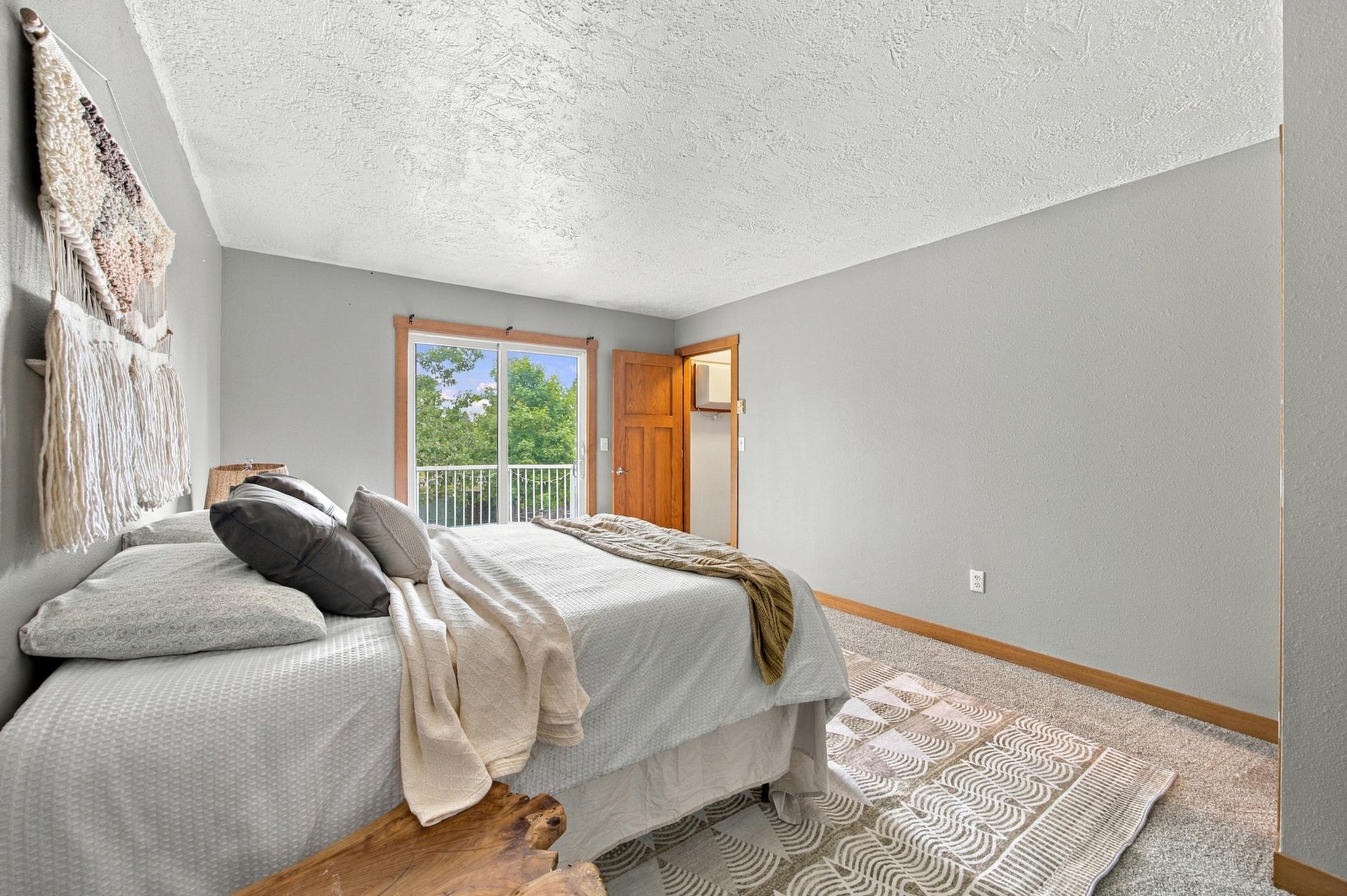 1981 single family home for sale at 2637 29th Avenue S in Moorhead, MN — 3 bed, 2 bath (photo 16 of 34)