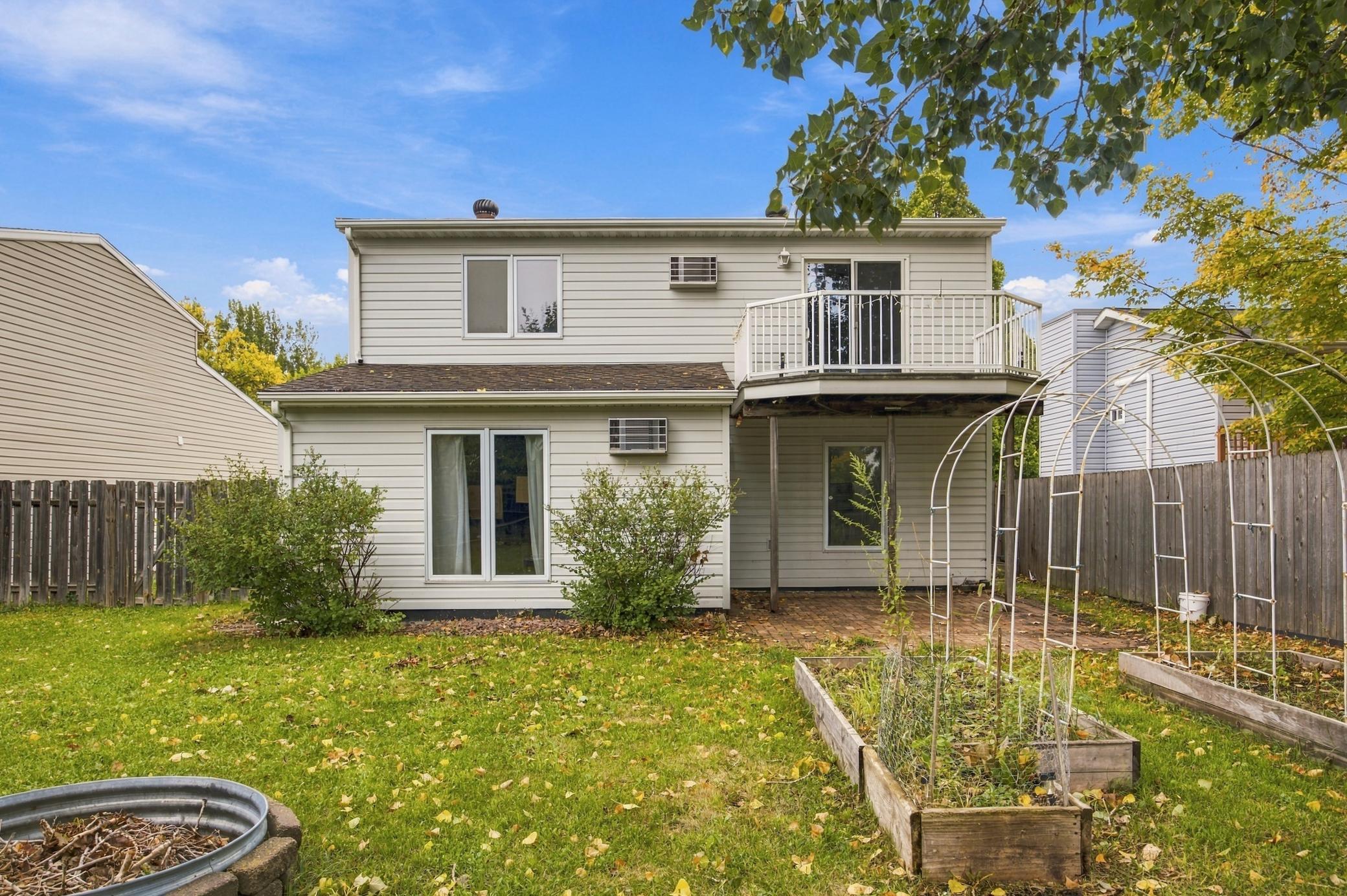 1981 single family home for sale at 2637 29th Avenue S in Moorhead, MN — 3 bed, 2 bath (photo 25 of 34)