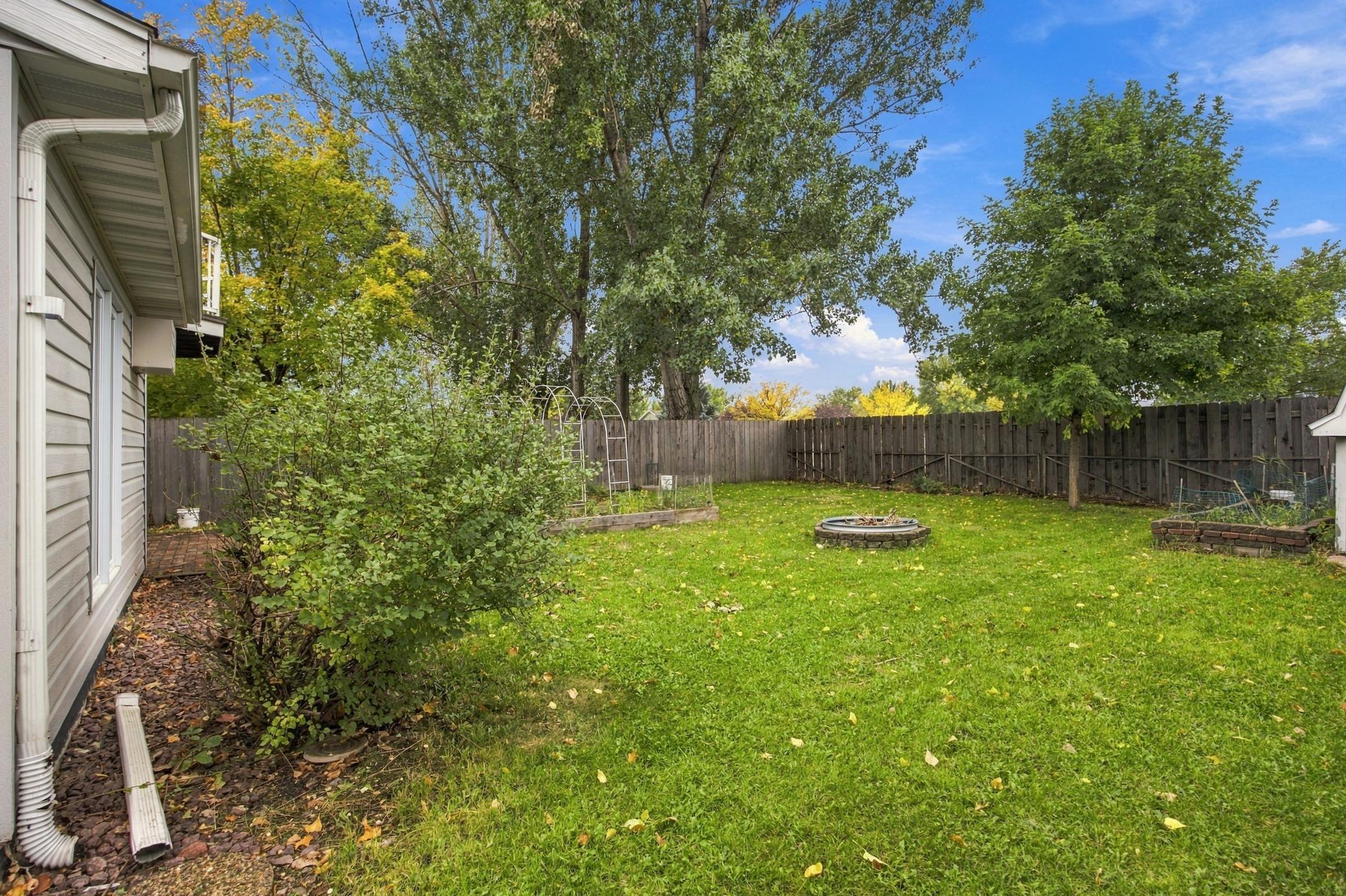 1981 single family home for sale at 2637 29th Avenue S in Moorhead, MN — 3 bed, 2 bath (photo 27 of 34)
