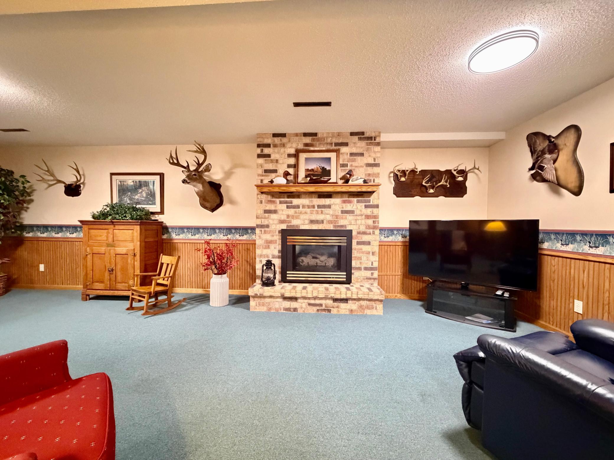 1991 single family home for sale at 2201 Ridgewood Drive in Fergus Falls, MN — 4 bed, 3 bath (photo 21 of 42)