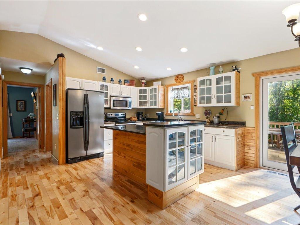 2008 single family home for sale at 24293 Deerwood Lane in Deerwood, MN — 3 bed, 2 bath (photo 5 of 47)