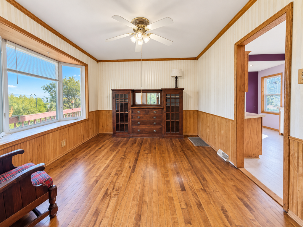 1905 single family home for sale at 312 Ione Avenue NE in Hill City, MN — 4 bed, 2 bath (photo 3 of 36)