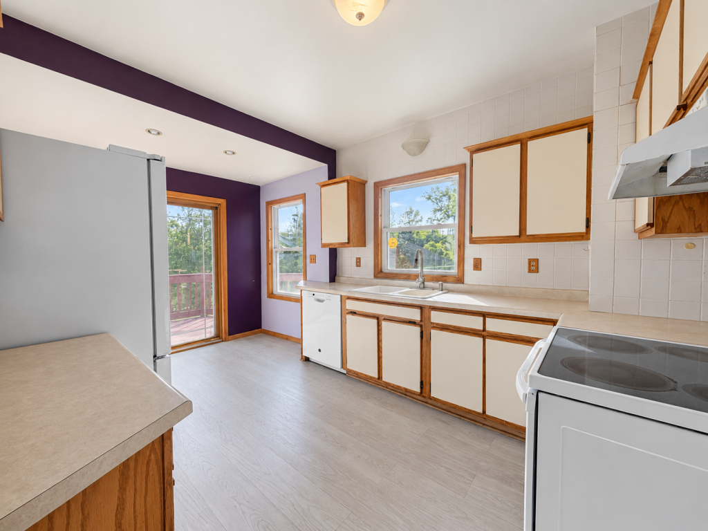 1905 single family home for sale at 312 Ione Avenue NE in Hill City, MN — 4 bed, 2 bath (photo 4 of 36)