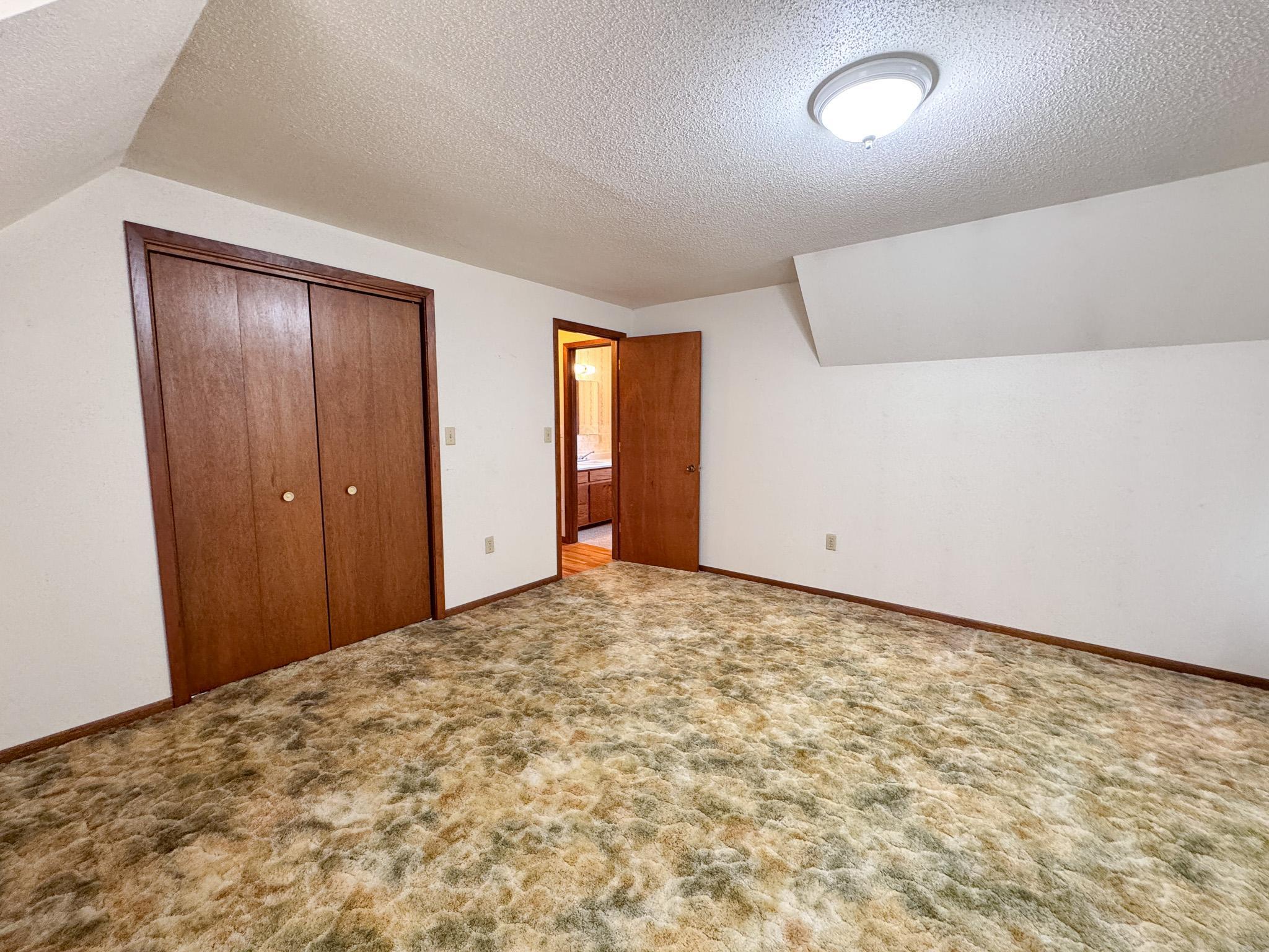 1978 single family home for sale at 615 S Woodland Drive in Fergus Falls, MN — 4 bed, 4 bath (photo 25 of 55)