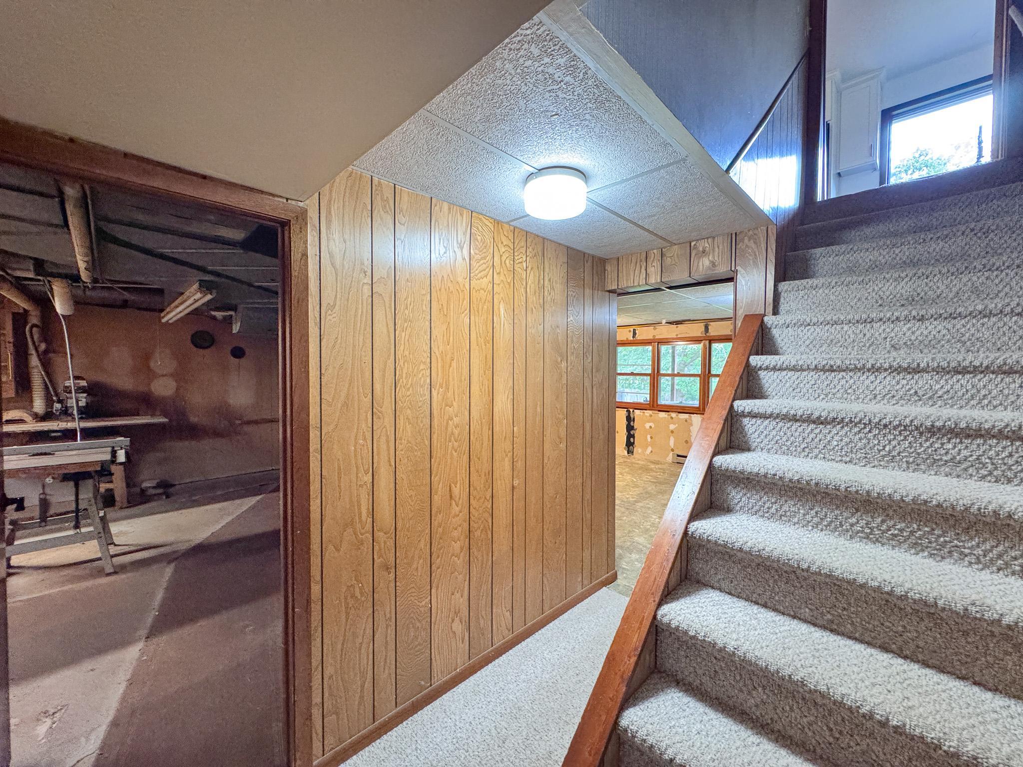 1978 single family home for sale at 615 S Woodland Drive in Fergus Falls, MN — 4 bed, 4 bath (photo 28 of 55)