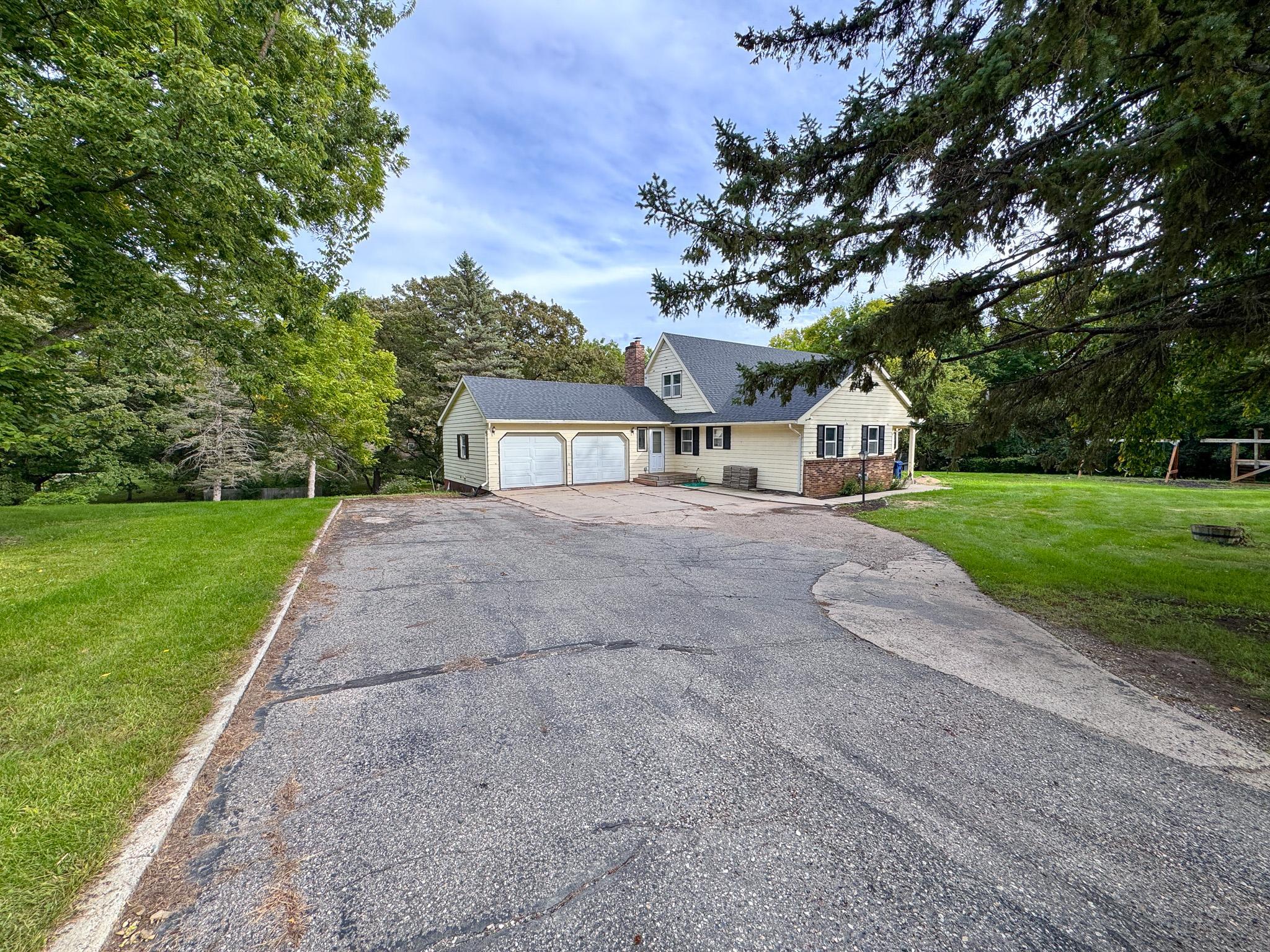 1978 single family home for sale at 615 S Woodland Drive in Fergus Falls, MN — 4 bed, 4 bath (photo 38 of 55)