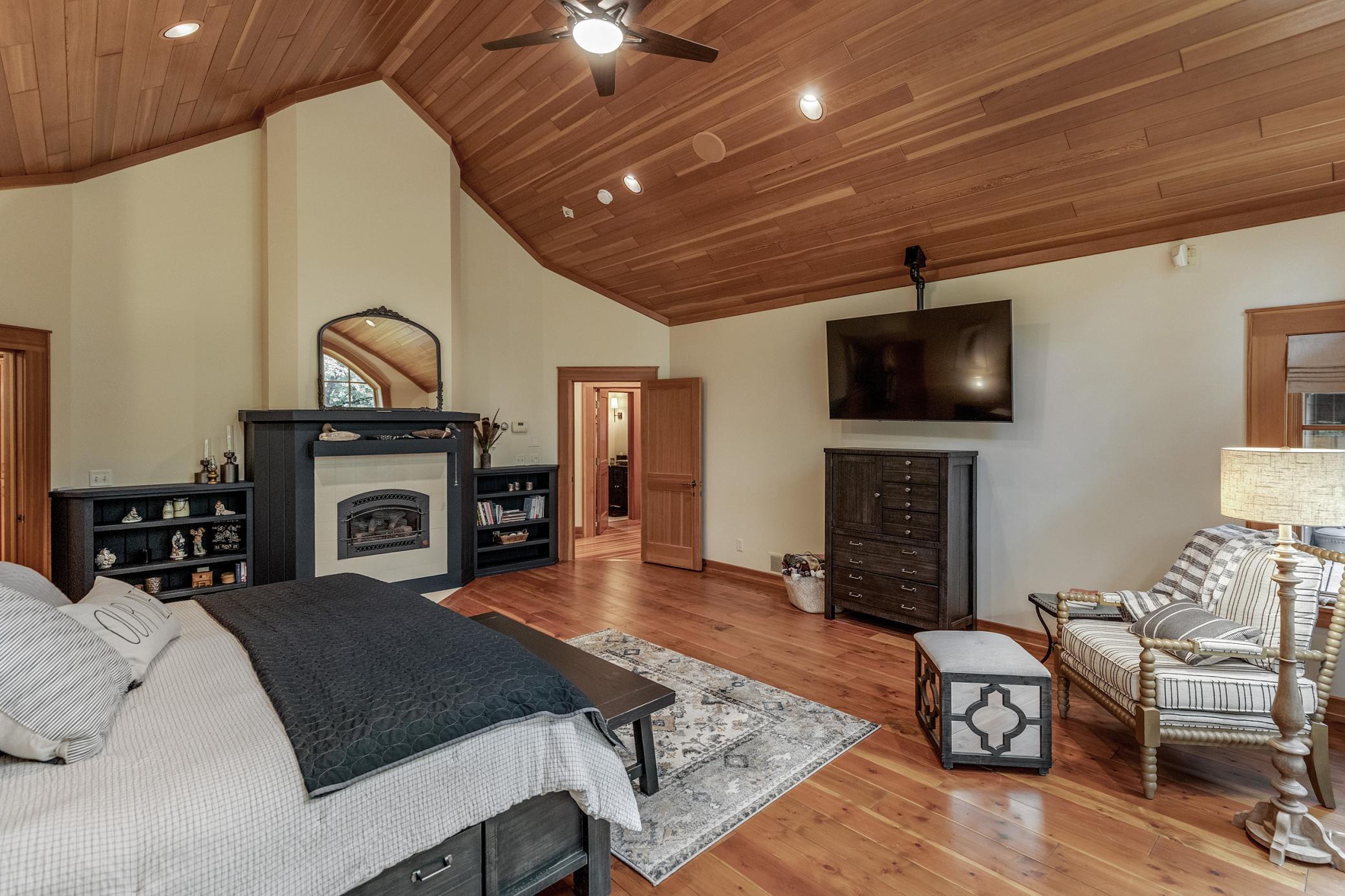 2000 single family home for sale at 32485 Timberlane Point in Breezy Point, MN — 6 bed, 7 bath (photo 32 of 125)