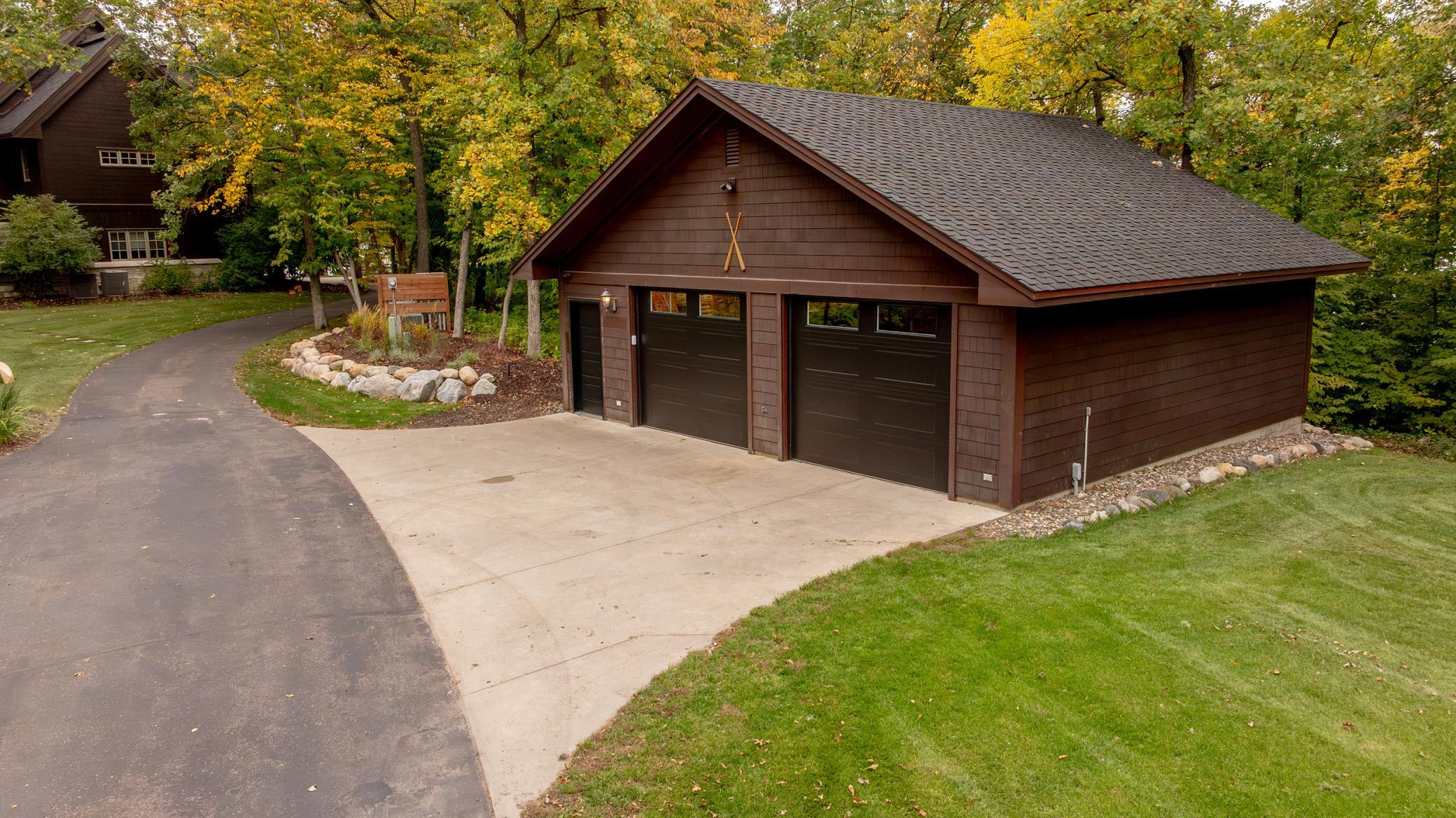 2000 single family home for sale at 32485 Timberlane Point in Breezy Point, MN — 6 bed, 7 bath (photo 94 of 125)