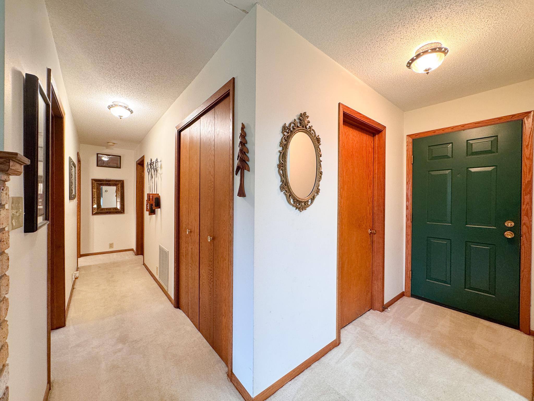 1980 condo for sale at 400 Kennedy Park Circle, Unit 102 in Fergus Falls, MN — 2 bed, 2 bath (photo 15 of 41)