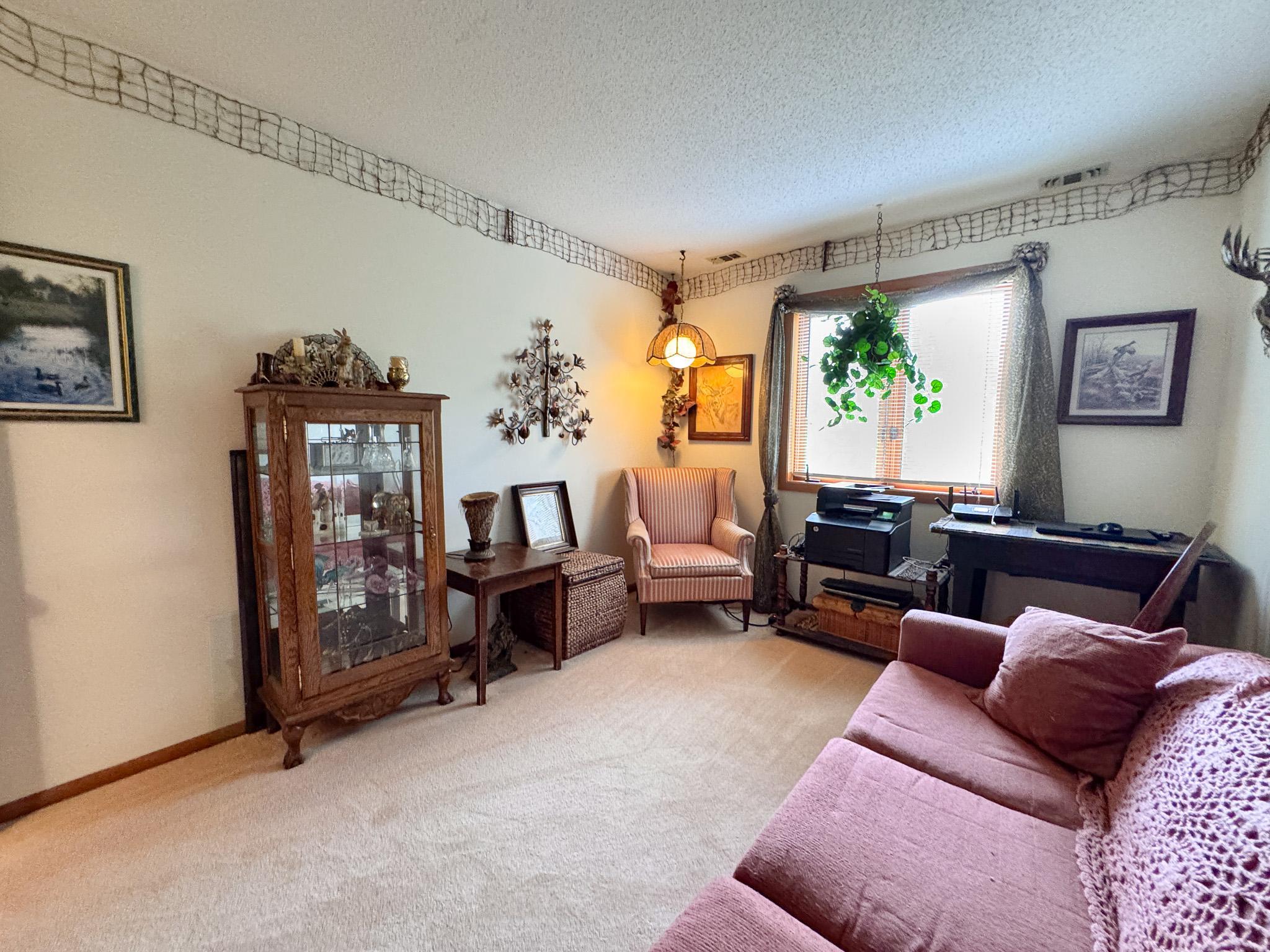 1980 condo for sale at 400 Kennedy Park Circle, Unit 102 in Fergus Falls, MN — 2 bed, 2 bath (photo 25 of 41)