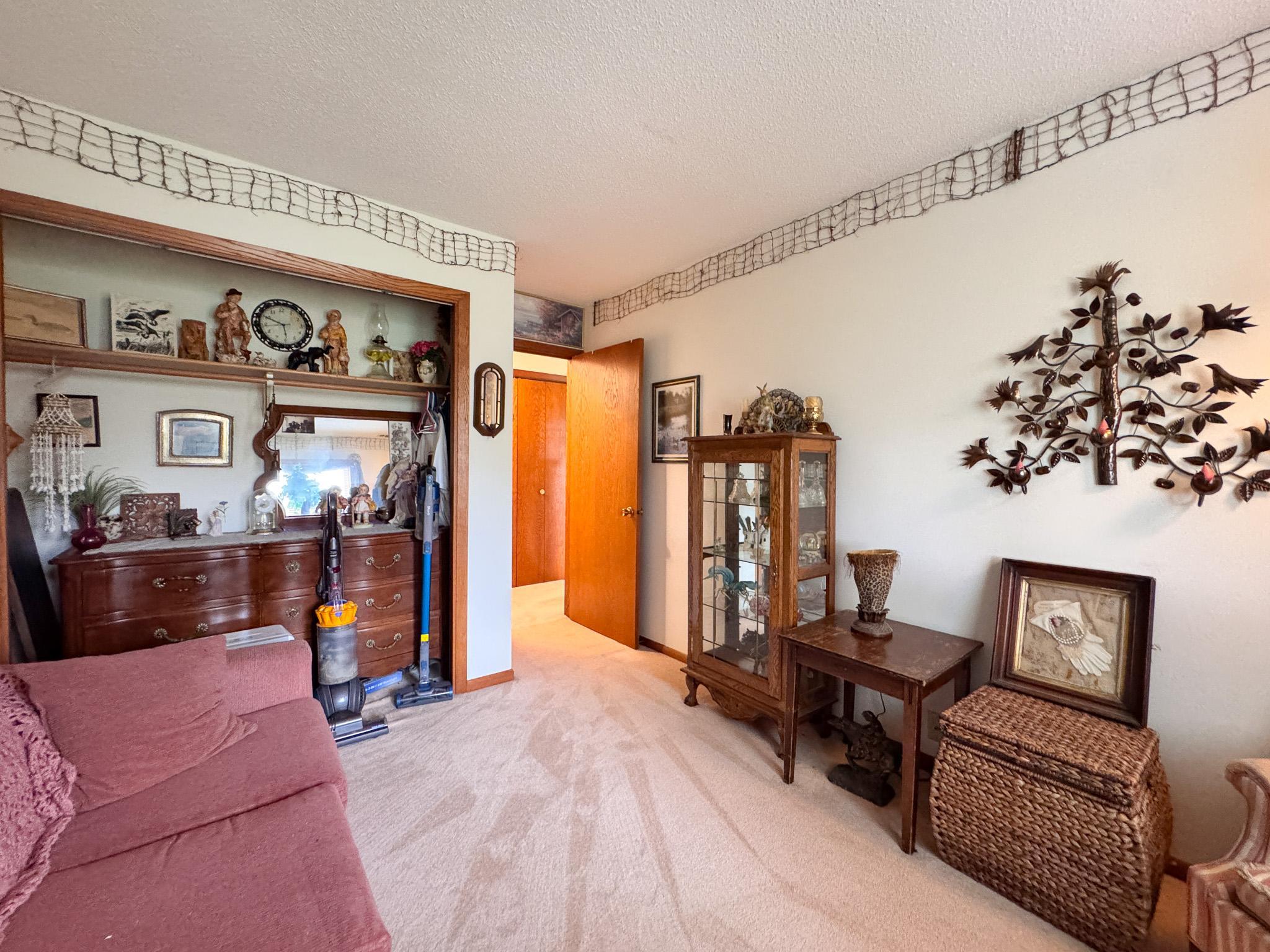 1980 condo for sale at 400 Kennedy Park Circle, Unit 102 in Fergus Falls, MN — 2 bed, 2 bath (photo 26 of 41)