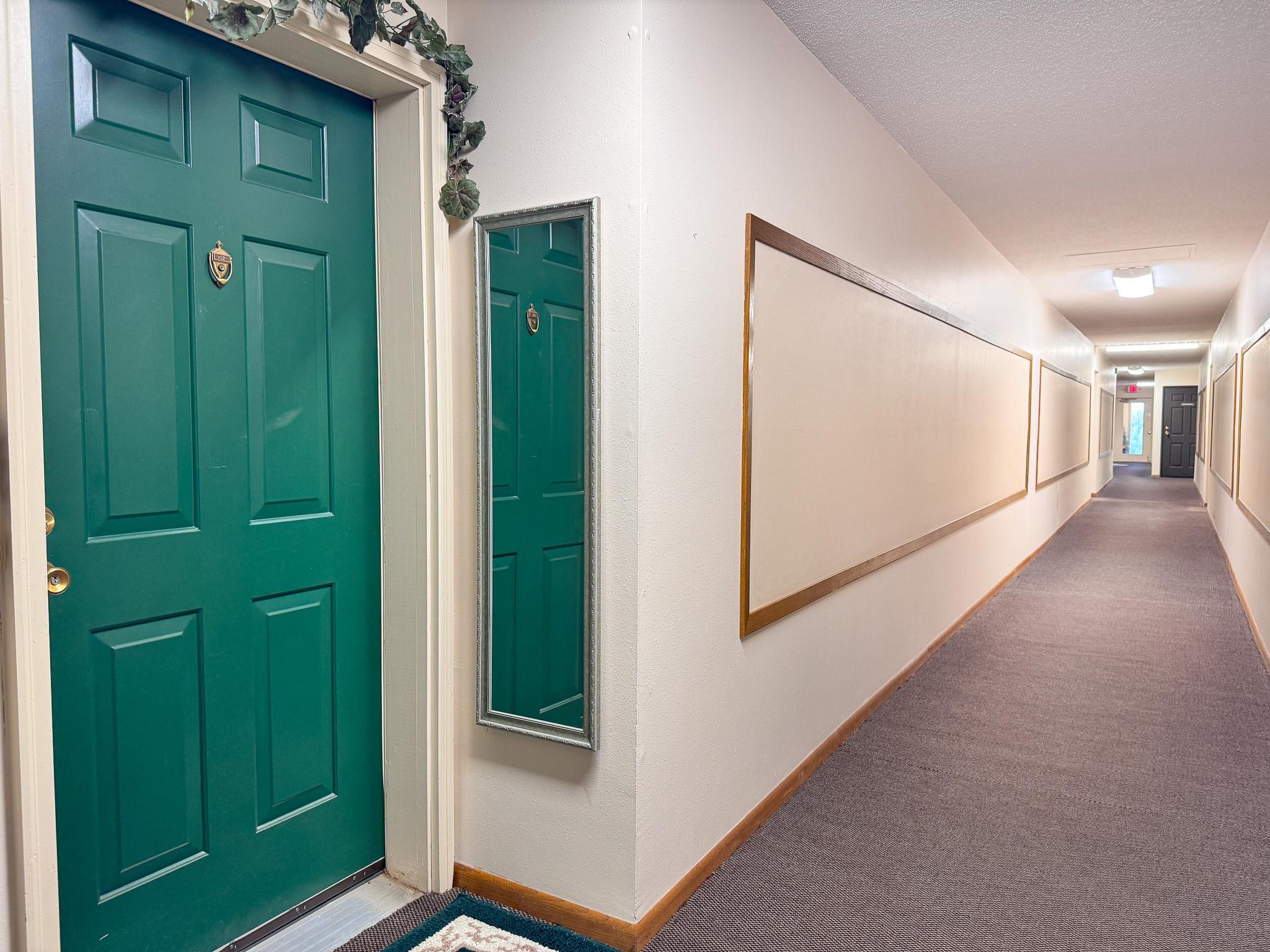 1980 condo for sale at 400 Kennedy Park Circle, Unit 102 in Fergus Falls, MN — 2 bed, 2 bath (photo 4 of 41)