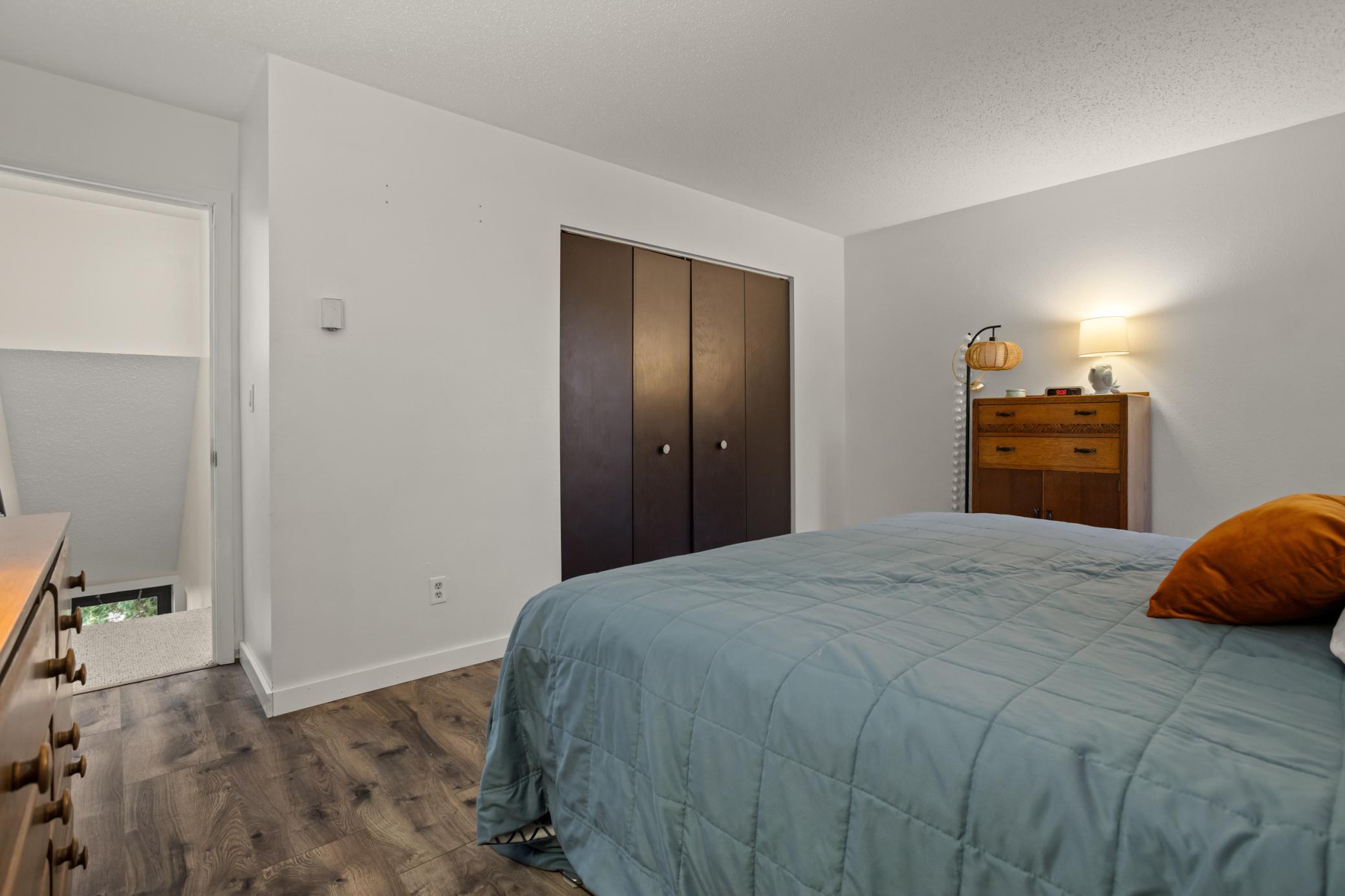 1977 condo for sale at 338 13th Avenue E in West Fargo, ND — 2 bed, 2 bath (photo 21 of 38)