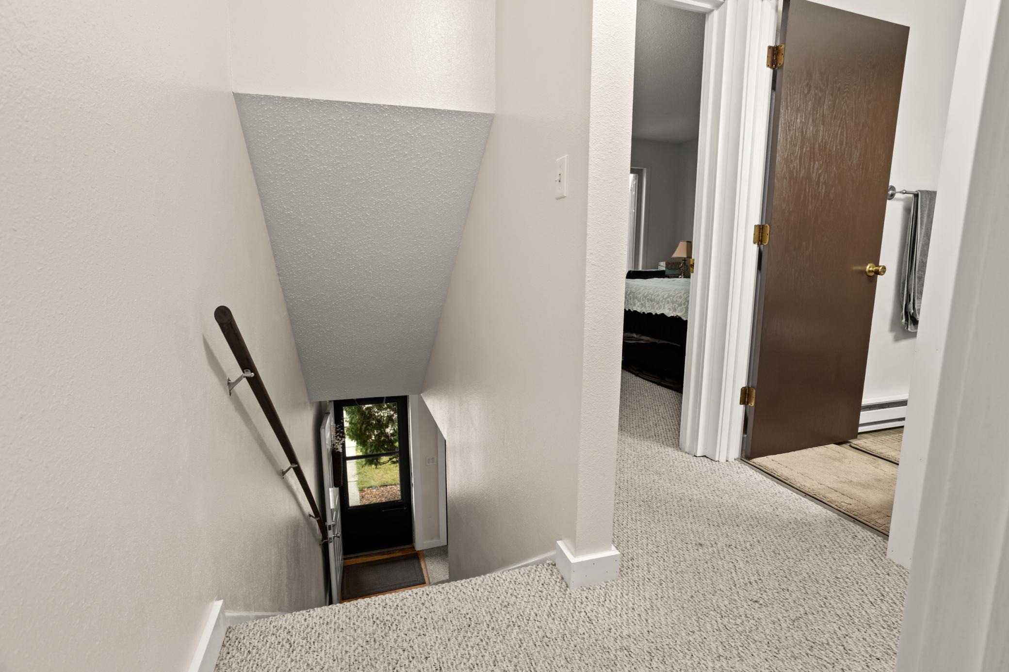 1977 condo for sale at 338 13th Avenue E in West Fargo, ND — 2 bed, 2 bath (photo 23 of 38)