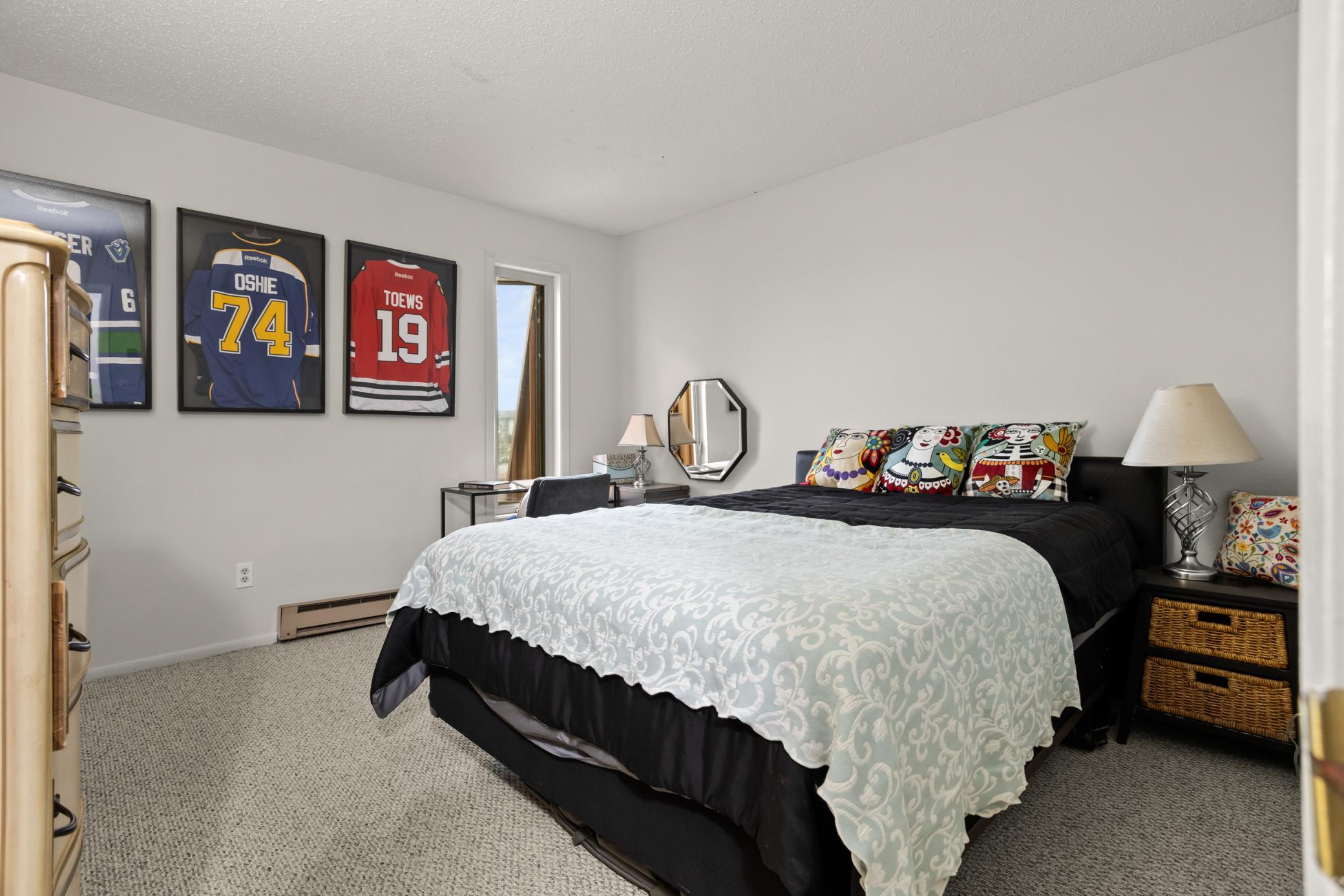 1977 condo for sale at 338 13th Avenue E in West Fargo, ND — 2 bed, 2 bath (photo 25 of 38)