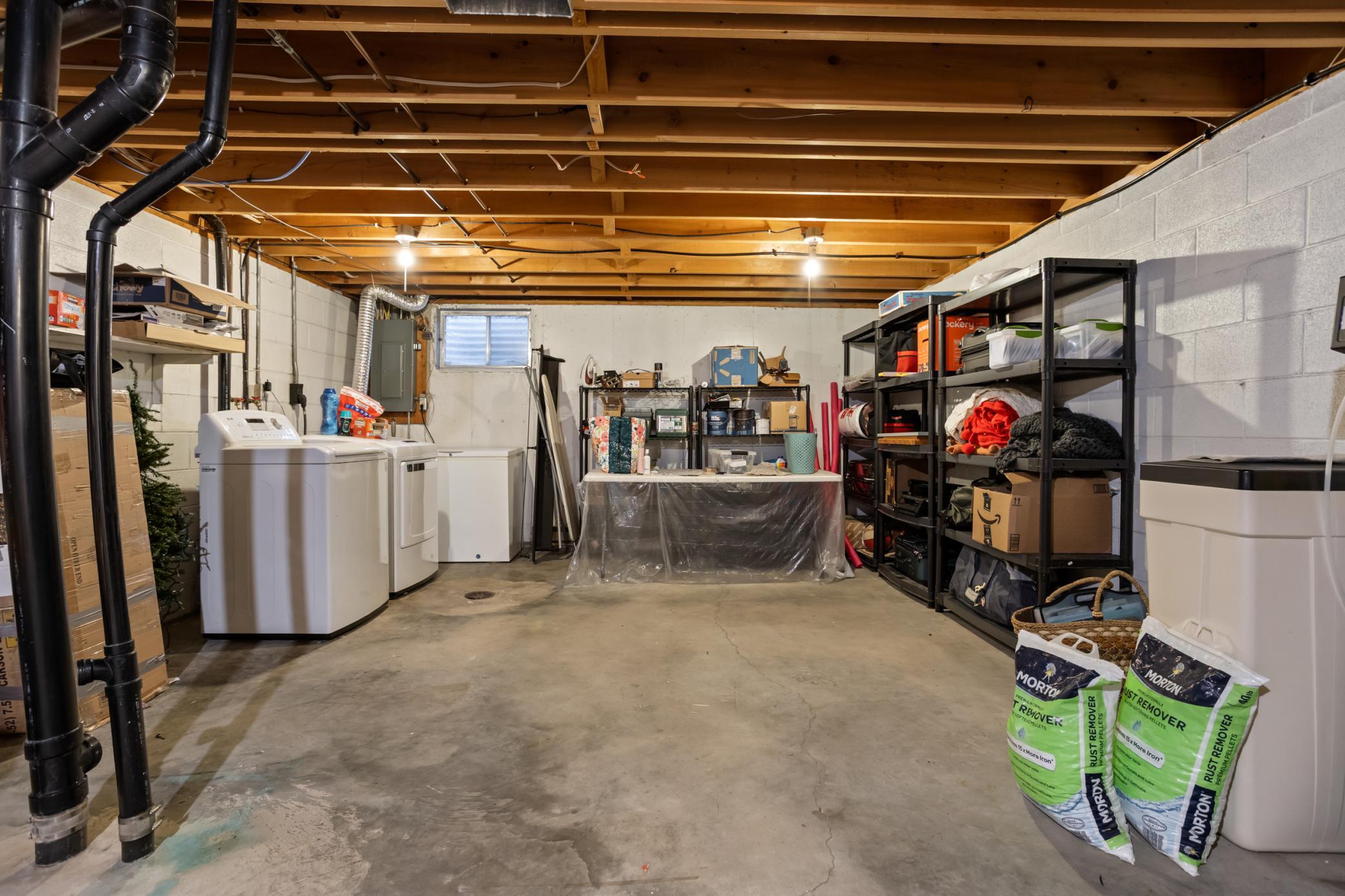 1977 condo for sale at 338 13th Avenue E in West Fargo, ND — 2 bed, 2 bath (photo 29 of 38)