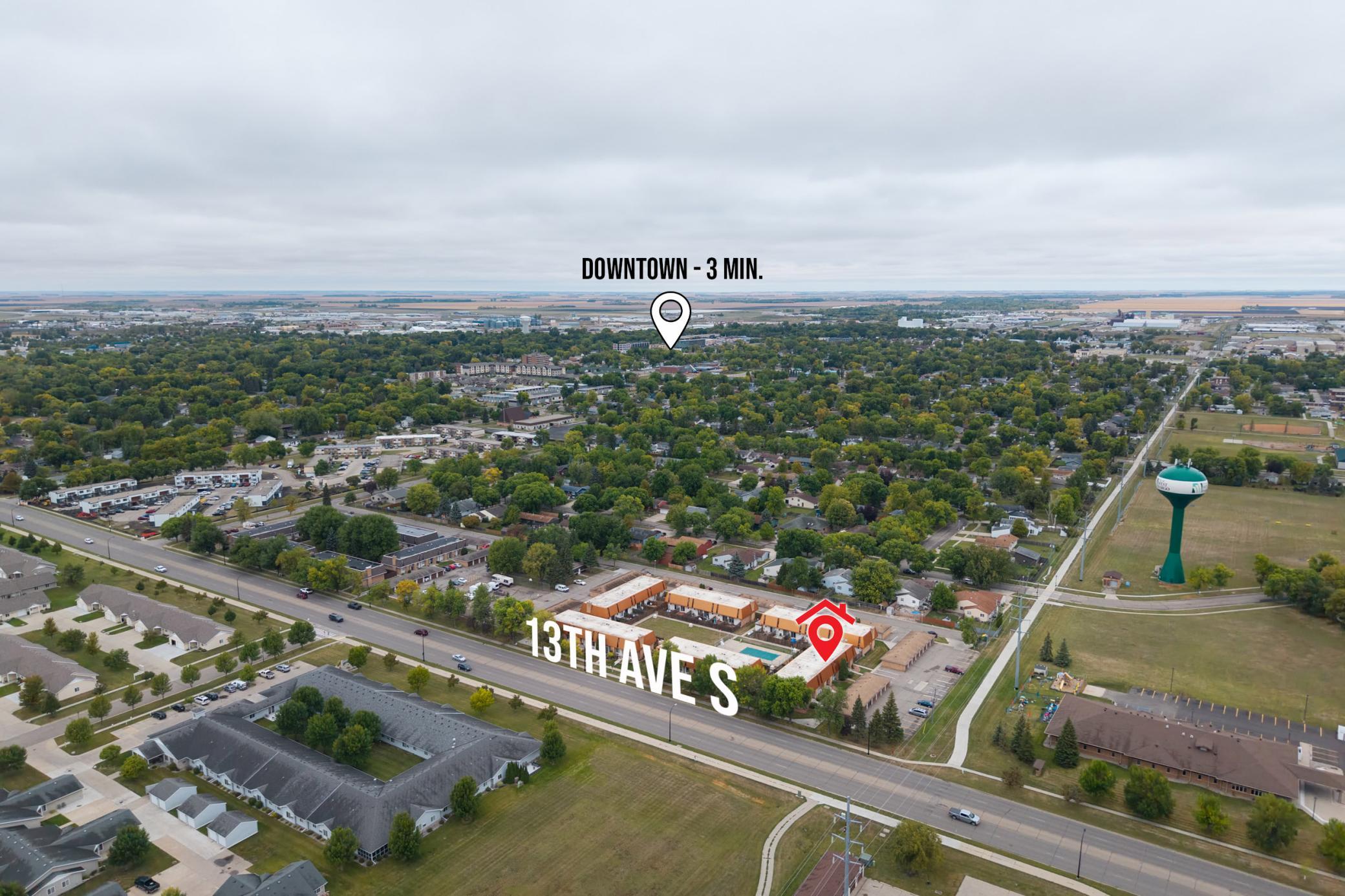 1977 condo for sale at 338 13th Avenue E in West Fargo, ND — 2 bed, 2 bath (photo 35 of 38)