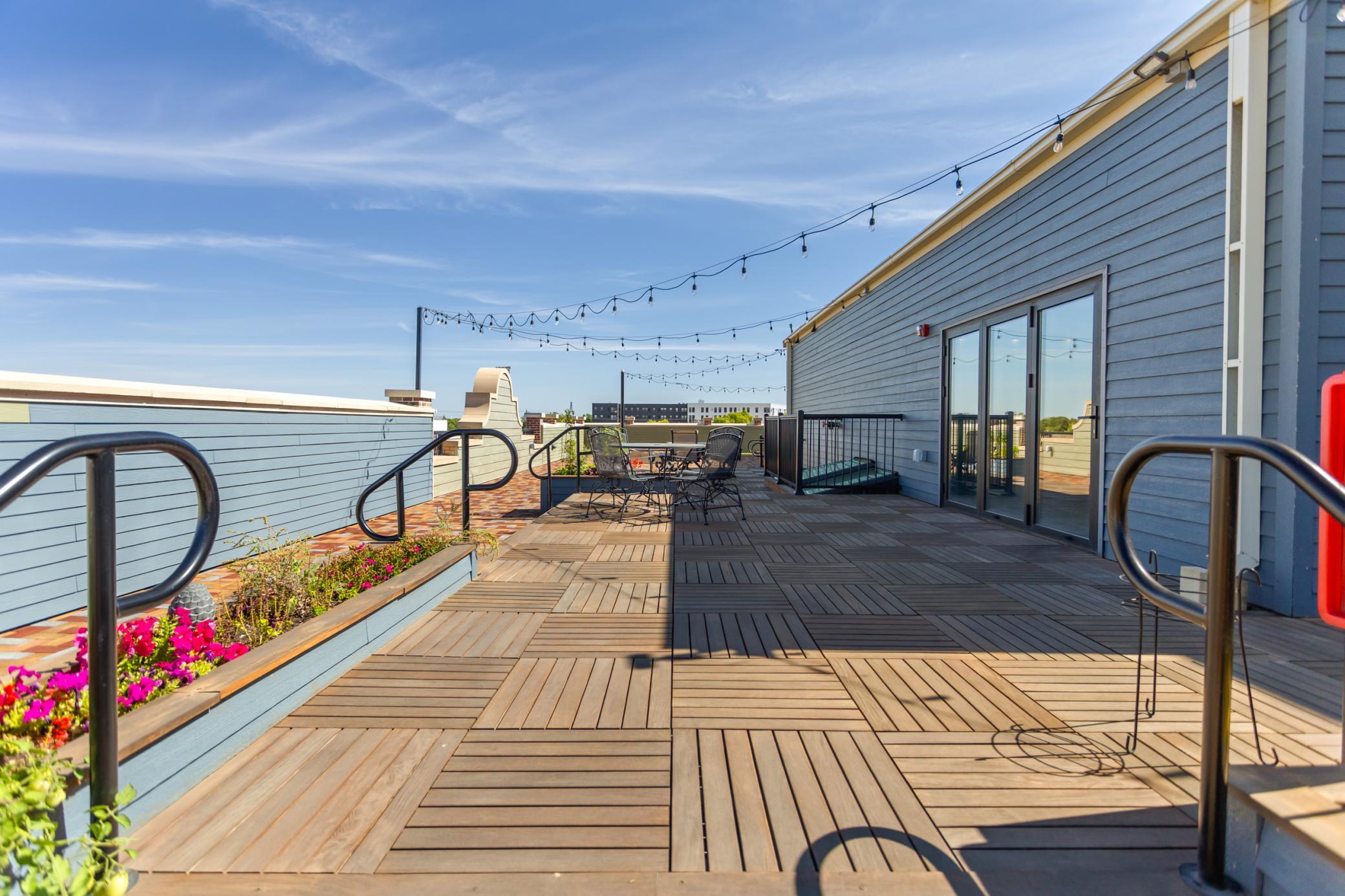 2022 condo for sale at 412 5th Street N, Unit 508 in Fargo, ND — 2 bed, 3 bath (photo 7 of 36)