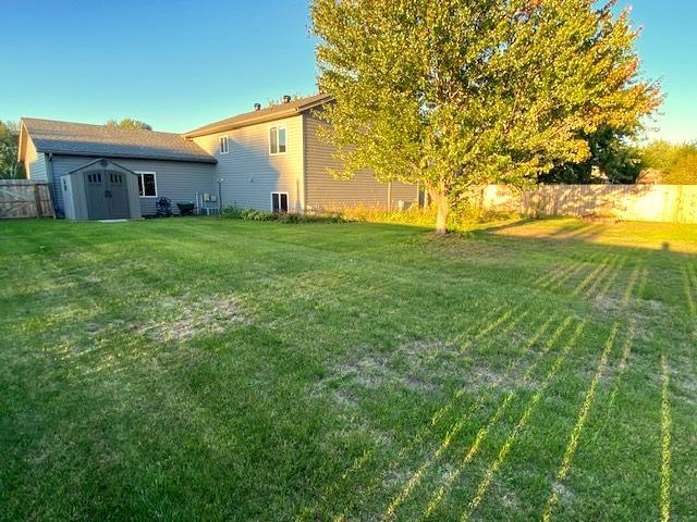 2005 single family home for sale at 9061 Twins Street in Brainerd, MN — 4 bed, 2 bath (photo 2 of 21)