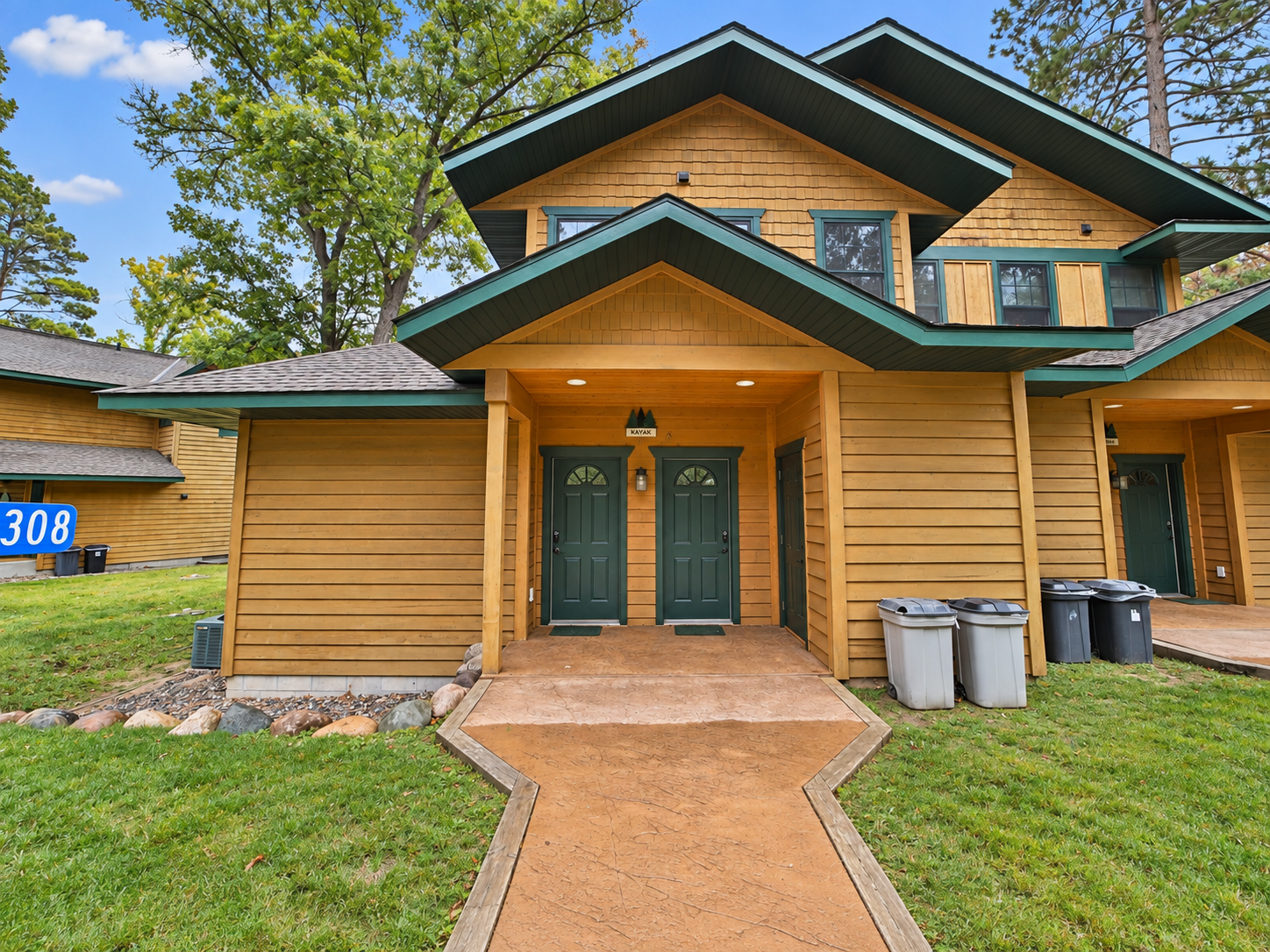 2008 home for sale at 35308 Vacation Drive, Unit 23 in Pequot Lakes, MN — 3 bed, 4 bath
