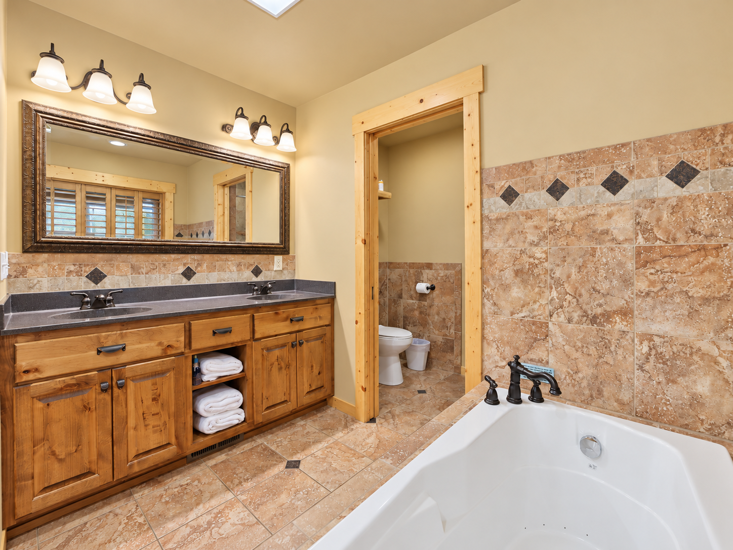 2008 home for sale at 35308 Vacation Drive, Unit 23 in Pequot Lakes, MN — 3 bed, 4 bath (photo 18 of 35)