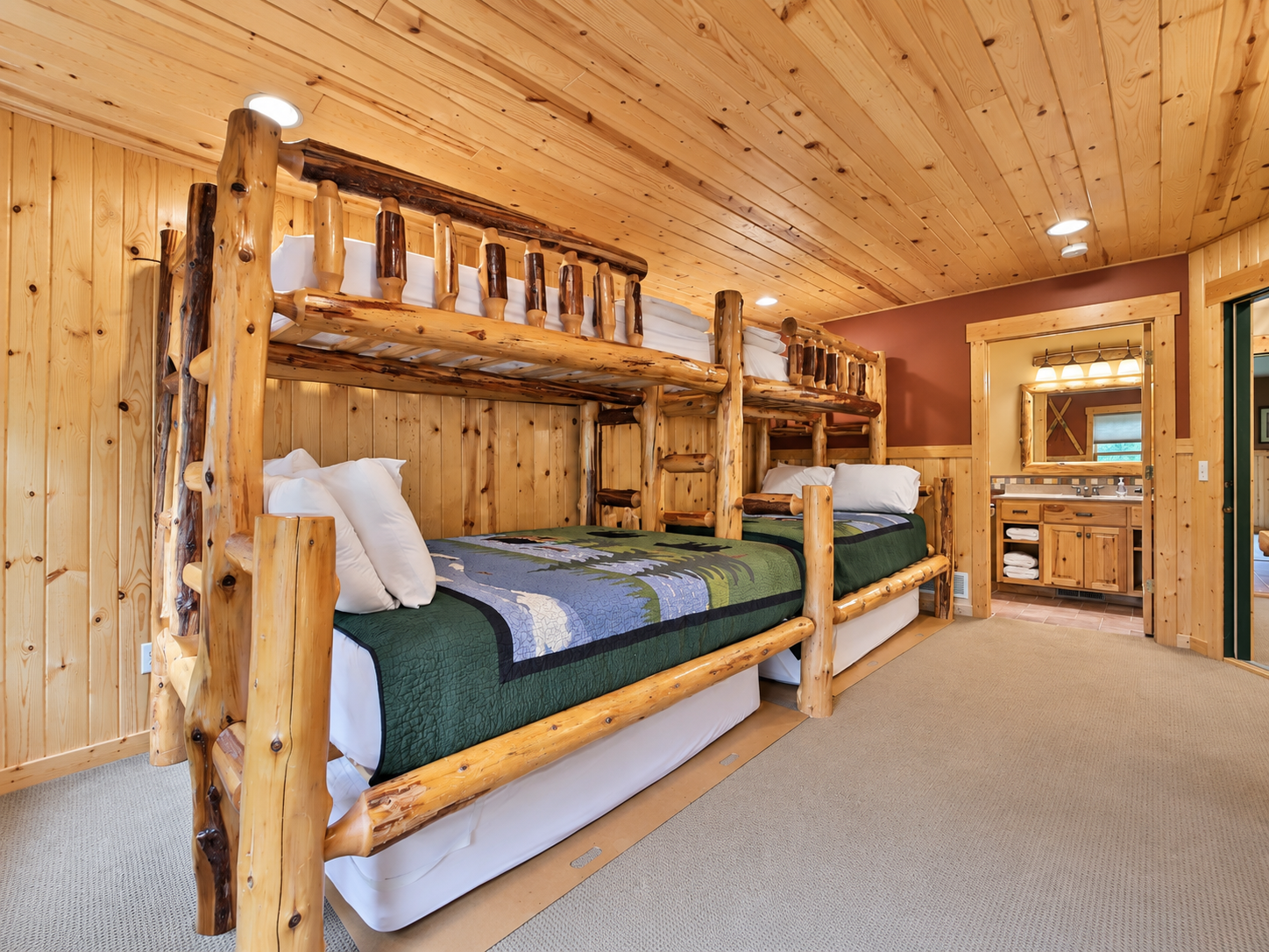 2008 home for sale at 35308 Vacation Drive, Unit 23 in Pequot Lakes, MN — 3 bed, 4 bath (photo 25 of 35)