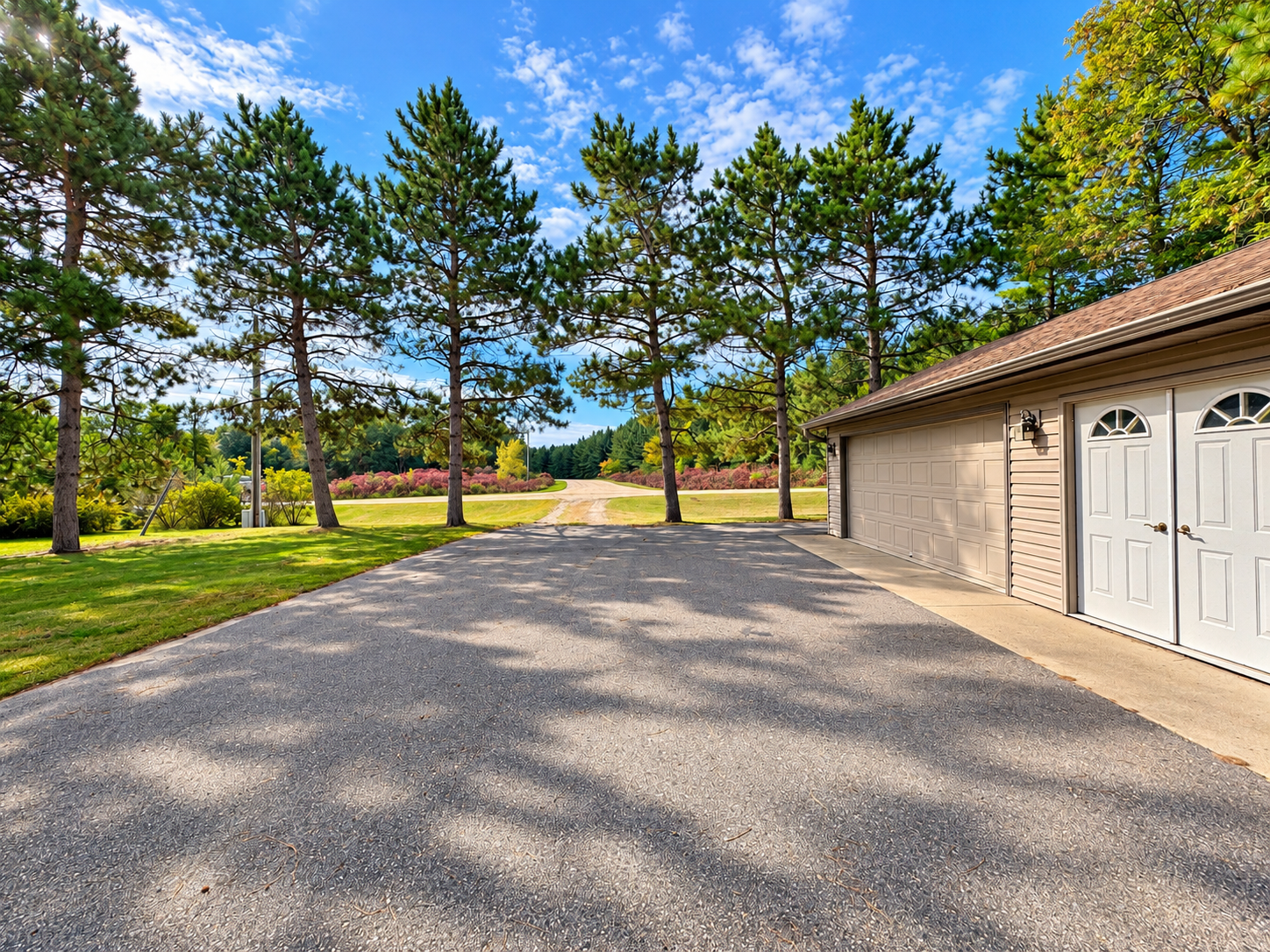 2003 single family home for sale at 44701 Miller Beach Road in Ottertail, MN — 2 bed, 1 bath (photo 13 of 35)