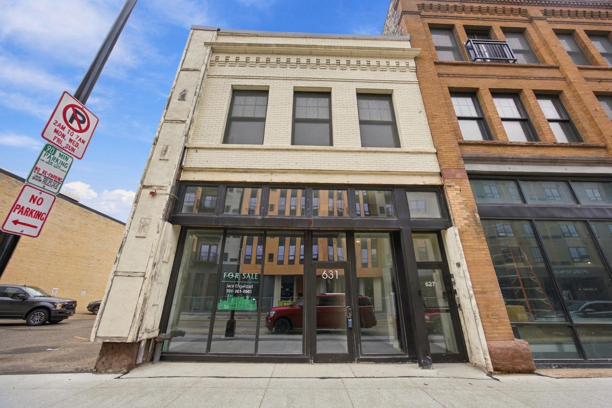 627 Northern Pacific Avenue N, Fargo, ND