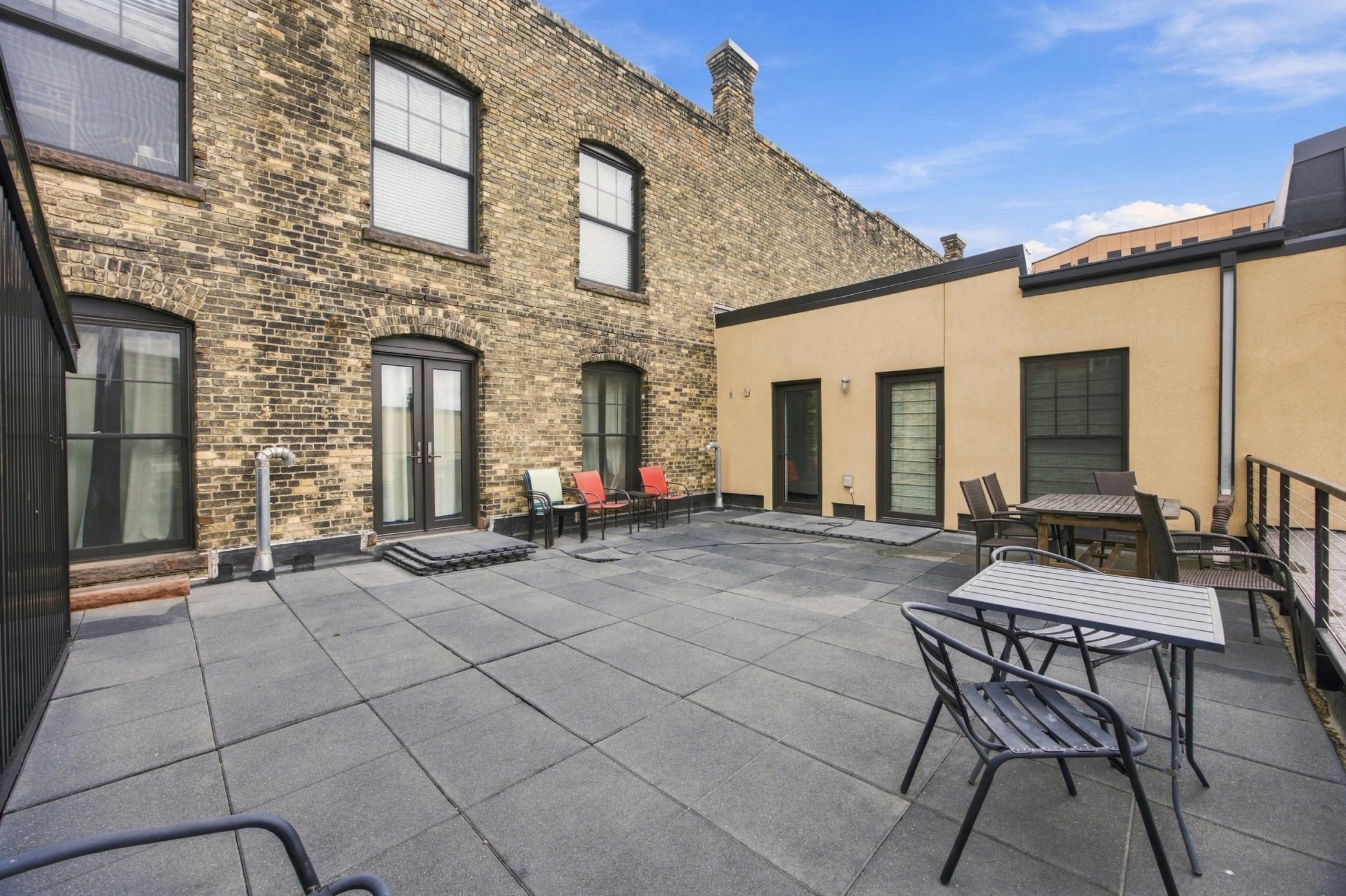 1907 condo for sale at 627 Northern Pacific Avenue N, Unit 205 in Fargo, ND — 1 bed, 2 bath (photo 22 of 24)