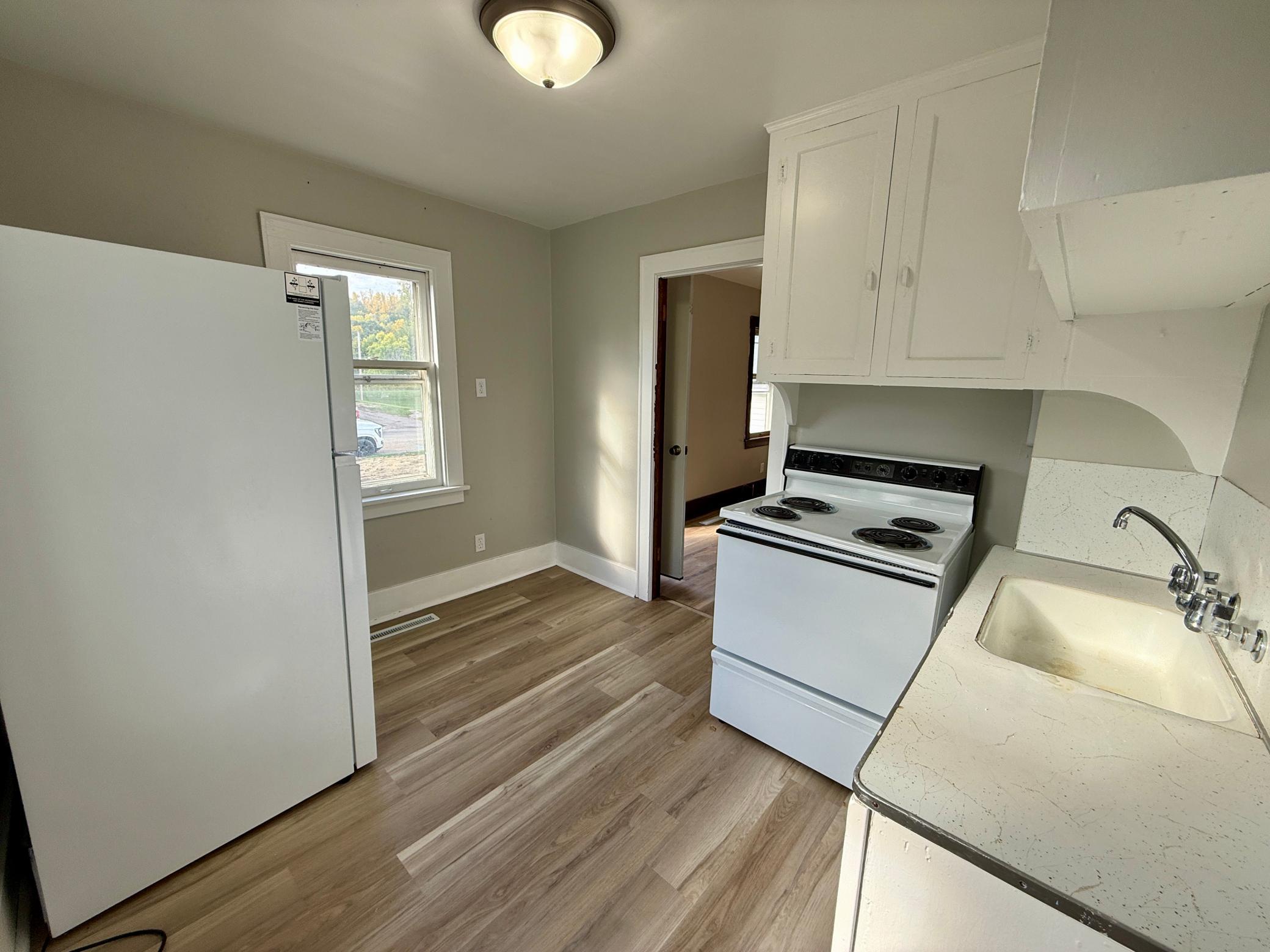 1931 single family home for sale at 1033 2nd Street SE in Valley City, ND — 2 bed, 1 bath (photo 6 of 13)